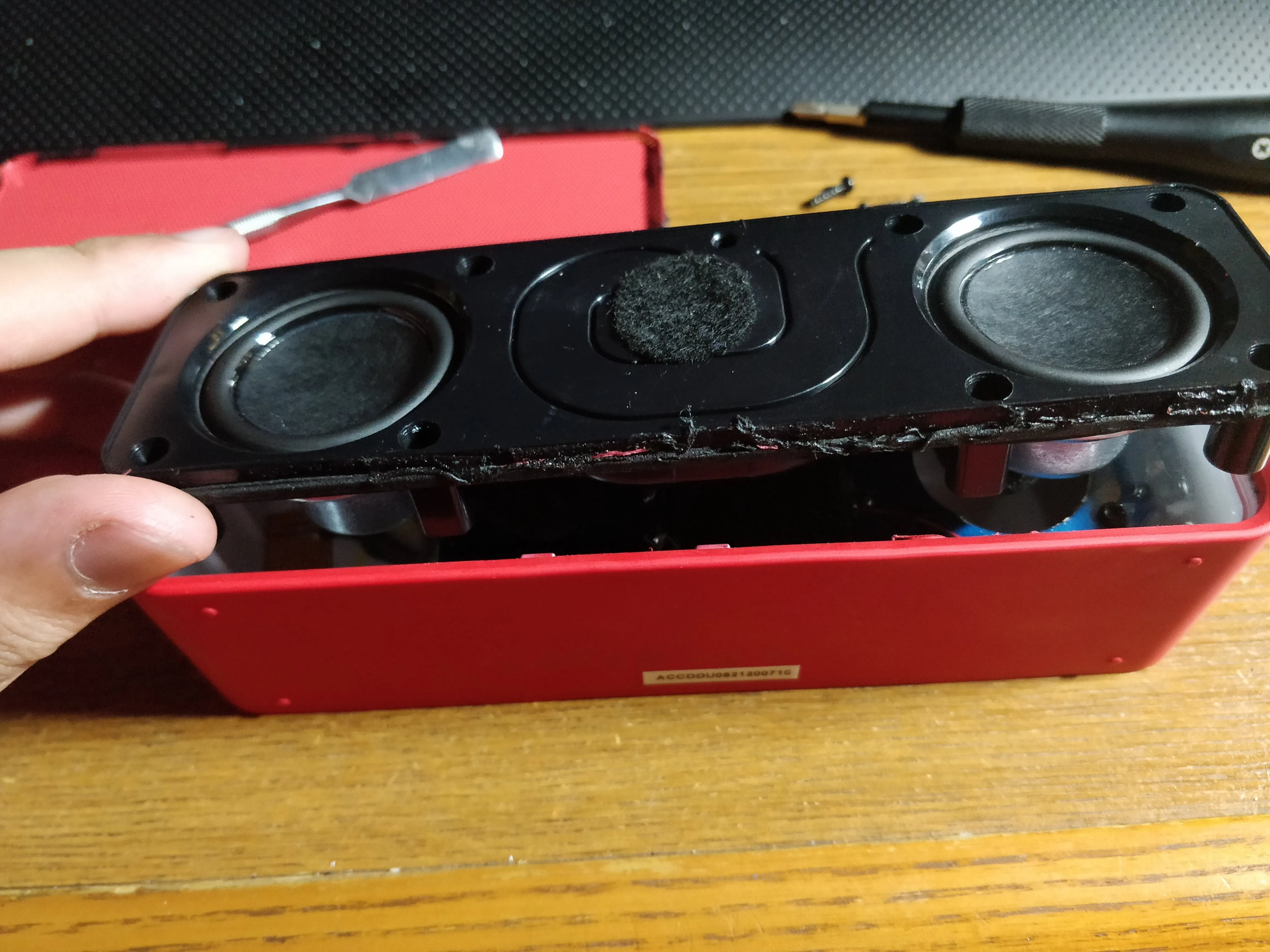 Anker Soundcore A3102 Partial Teardown: шаг 3, изображение 1 из 3