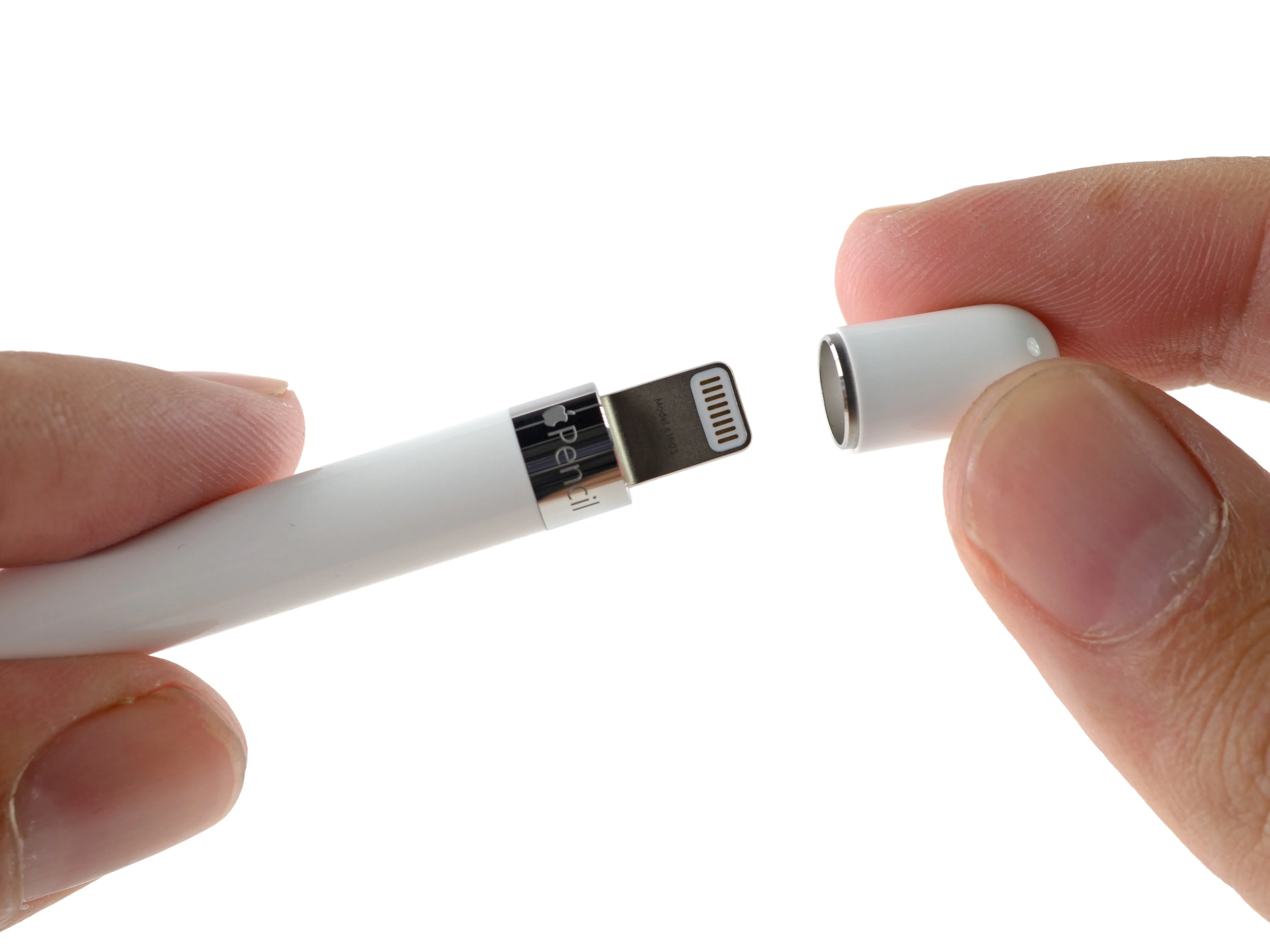 Apple Pencil Teardown: шаг 3, изображение 2 из 3