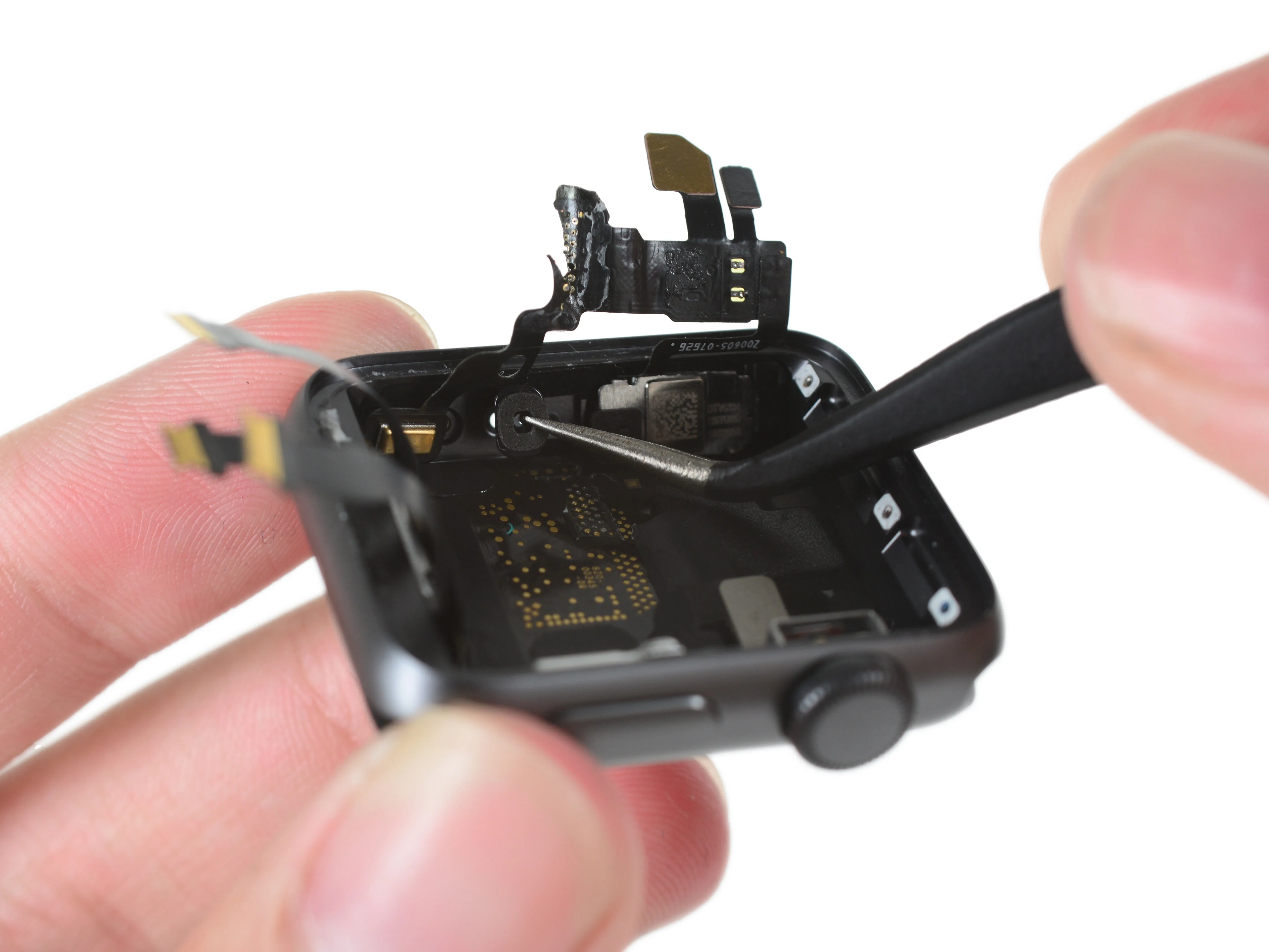 Разборка Apple Watch Series 2: шаг 11, изображение 2 из 3