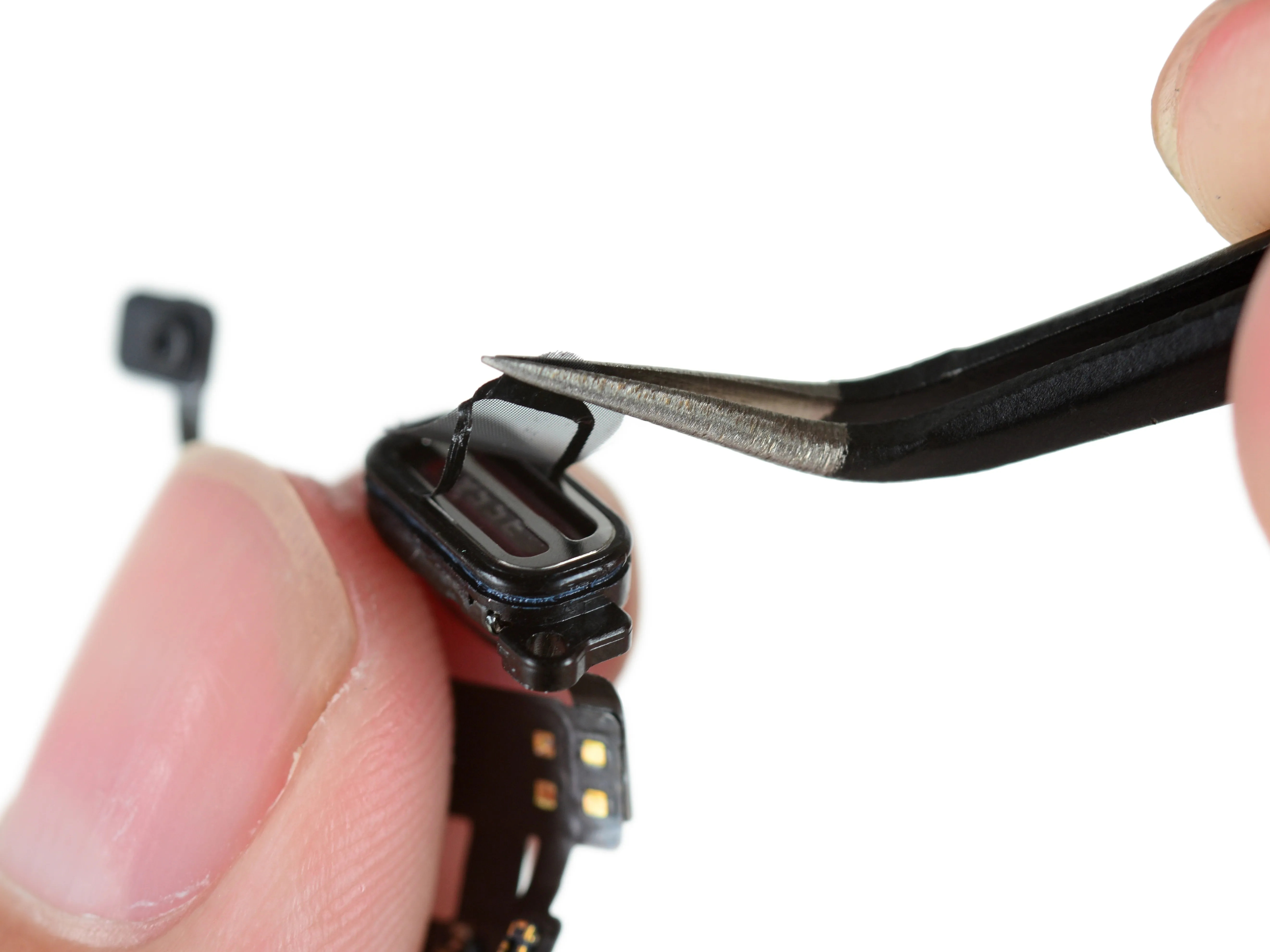 Apple Watch Series 2 Teardown: шаг 12, изображение 2 из 3