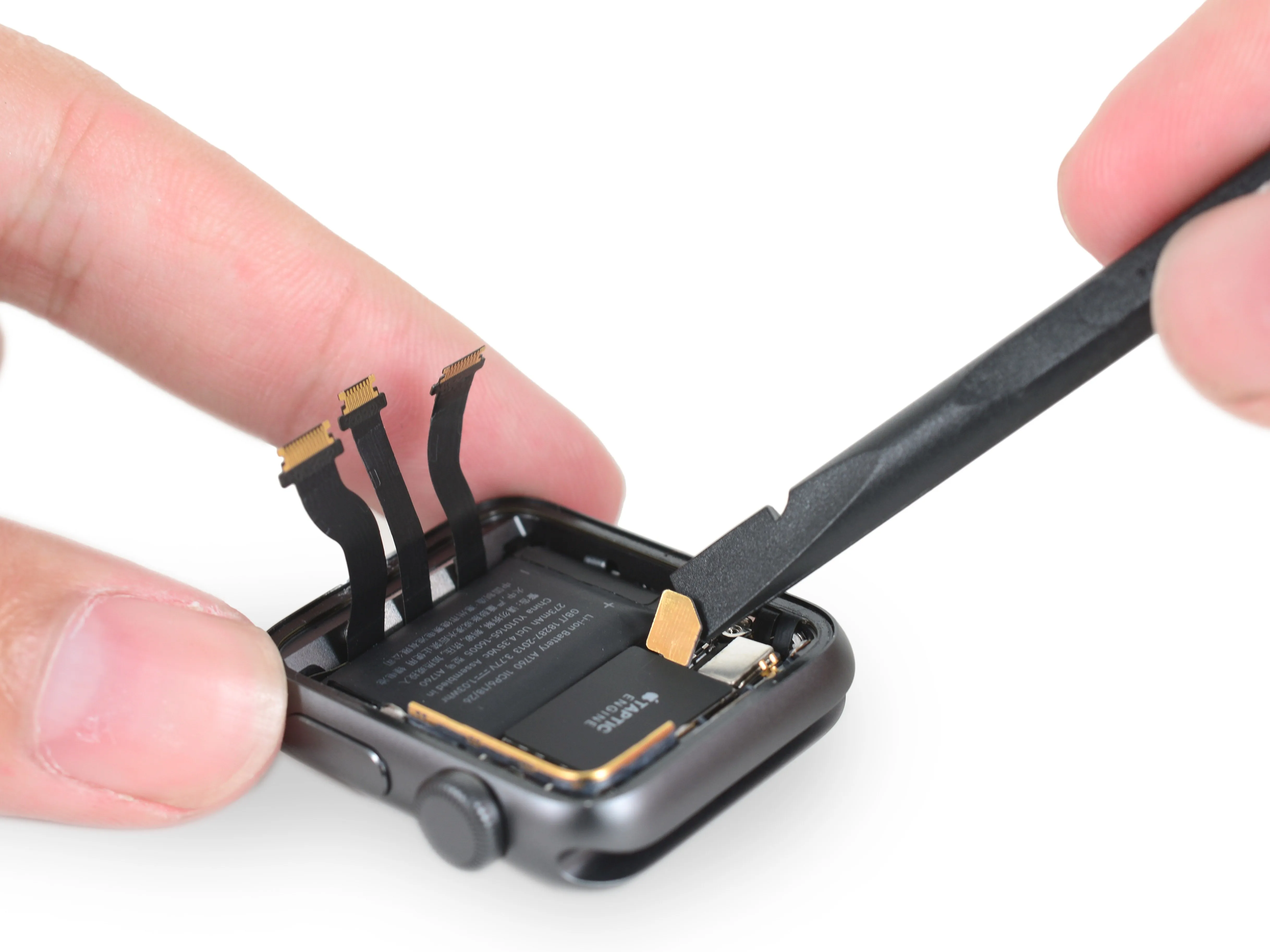 Apple Watch Series 2 Teardown: шаг 5, изображение 3 из 3