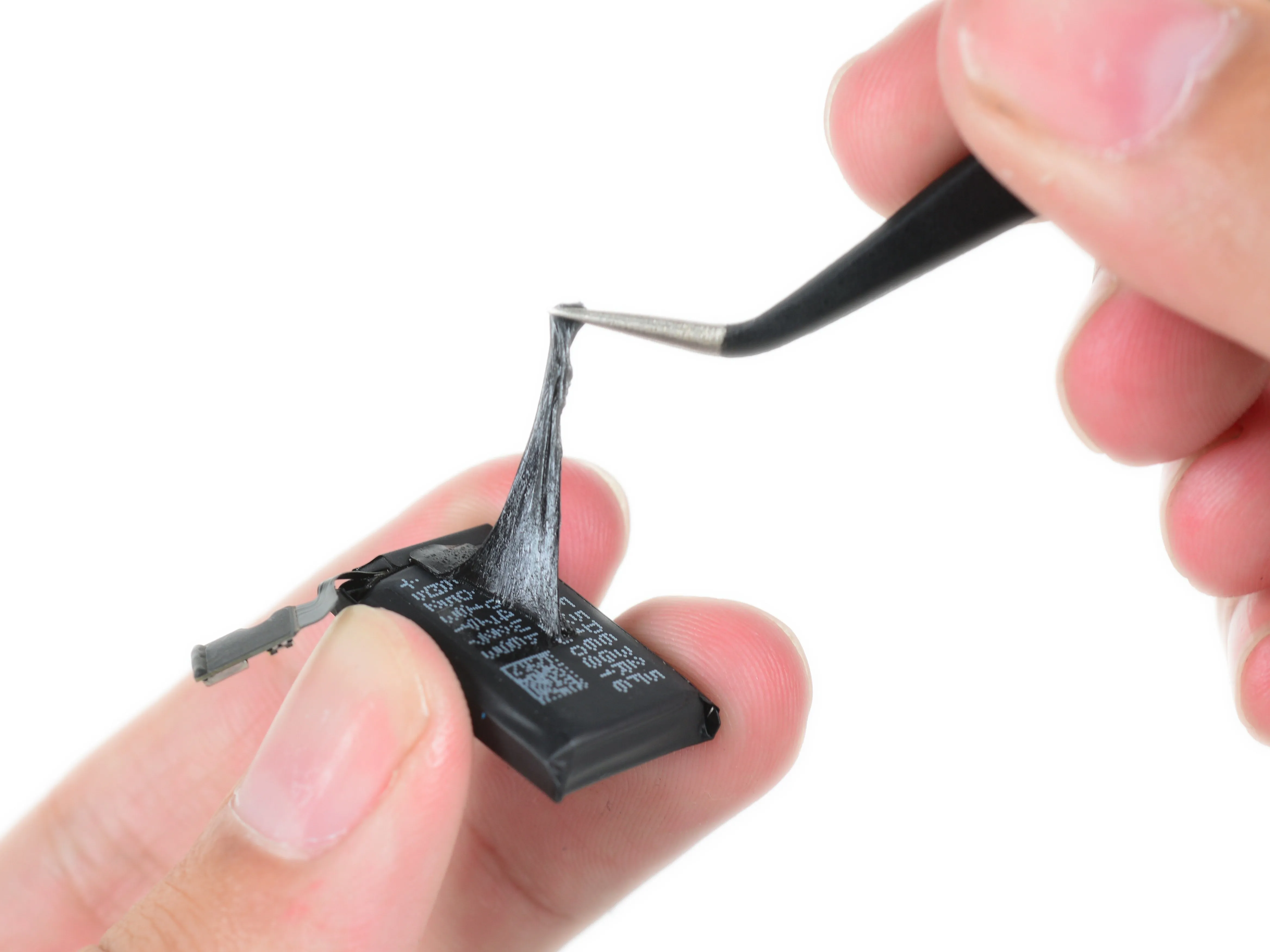 Apple Watch Series 2 Teardown: шаг 6, изображение 2 из 2