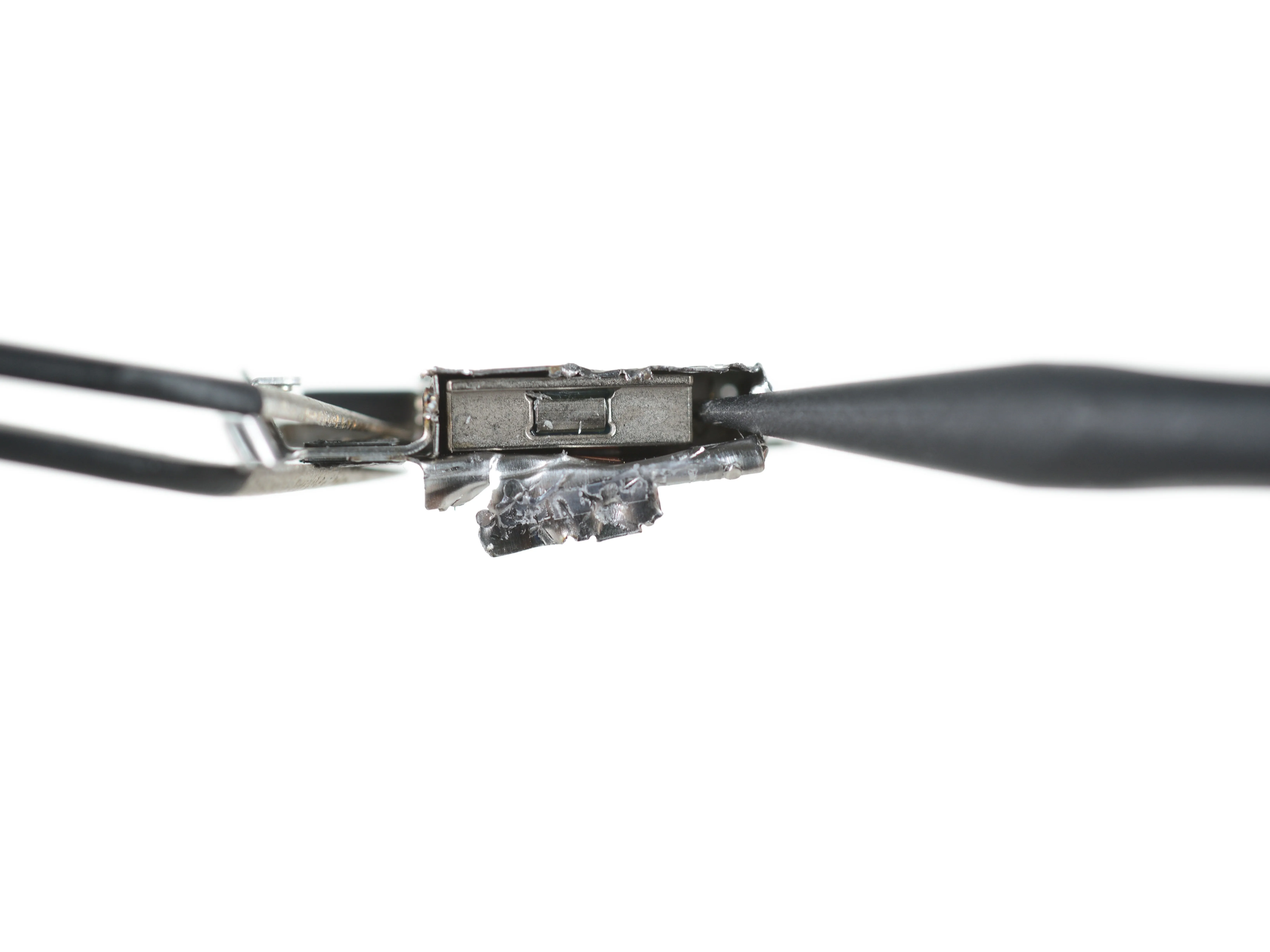 Apple Watch Series 2 Teardown: шаг 9, изображение 3 из 3