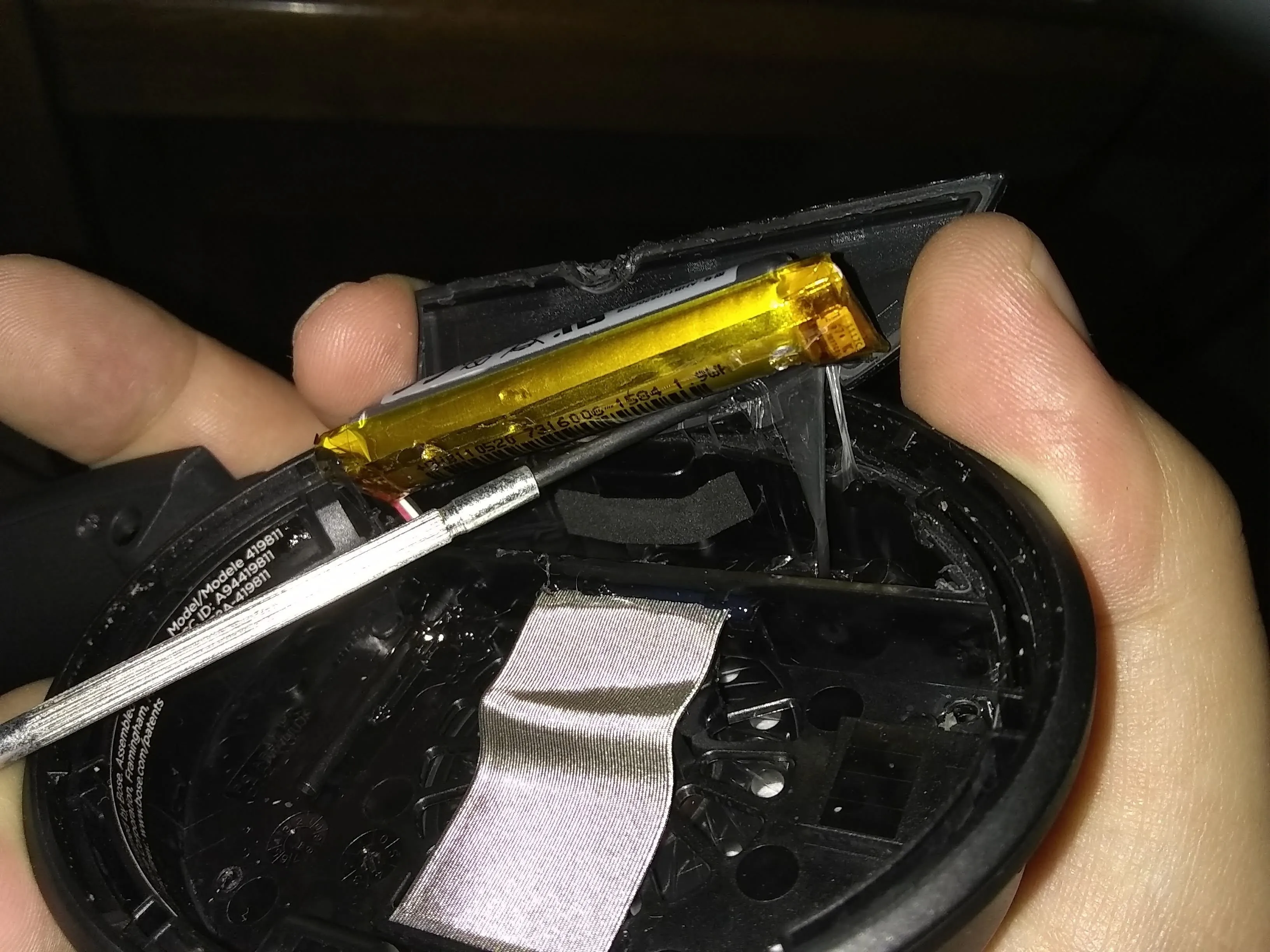 Bose QuietComfort 35 PARTIAL Teardown: шаг 9, изображение 2 из 2