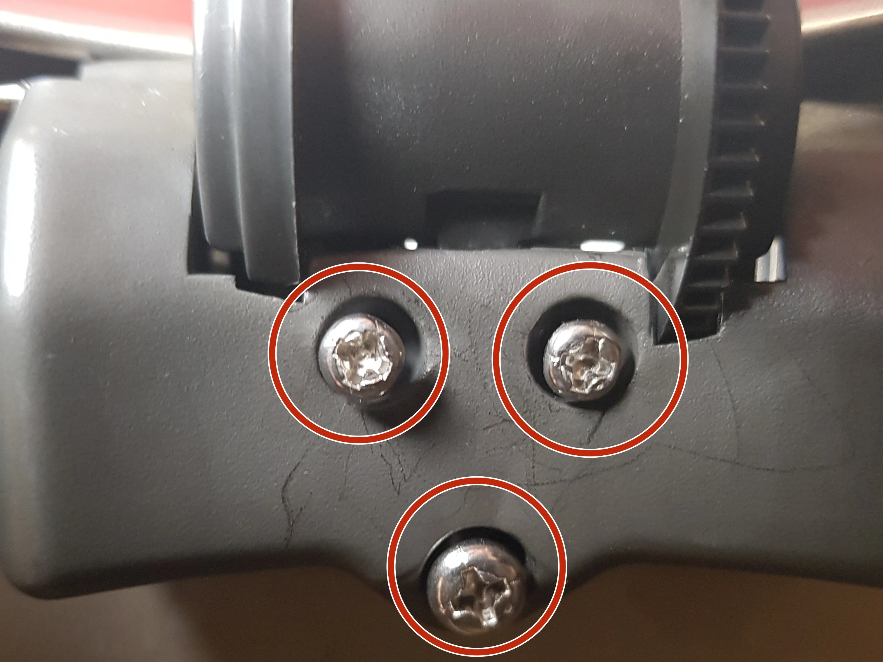 Breville Smart Kettle BKE825 Разборка, снятие крышки: шаг 6, изображение 3 из 3