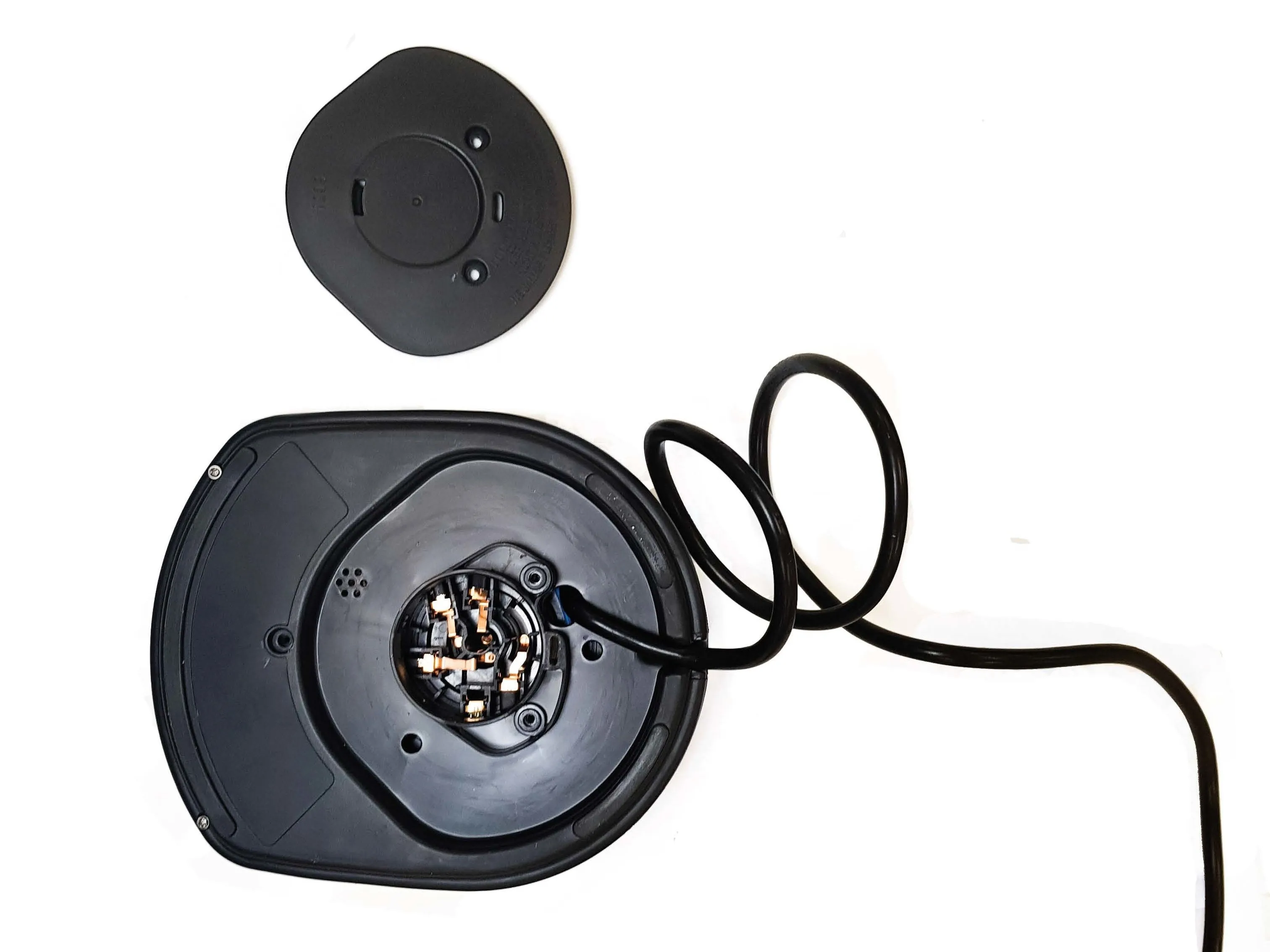 Breville Smart Kettle BKE825 Teardown: шаг 10, изображение 2 из 3