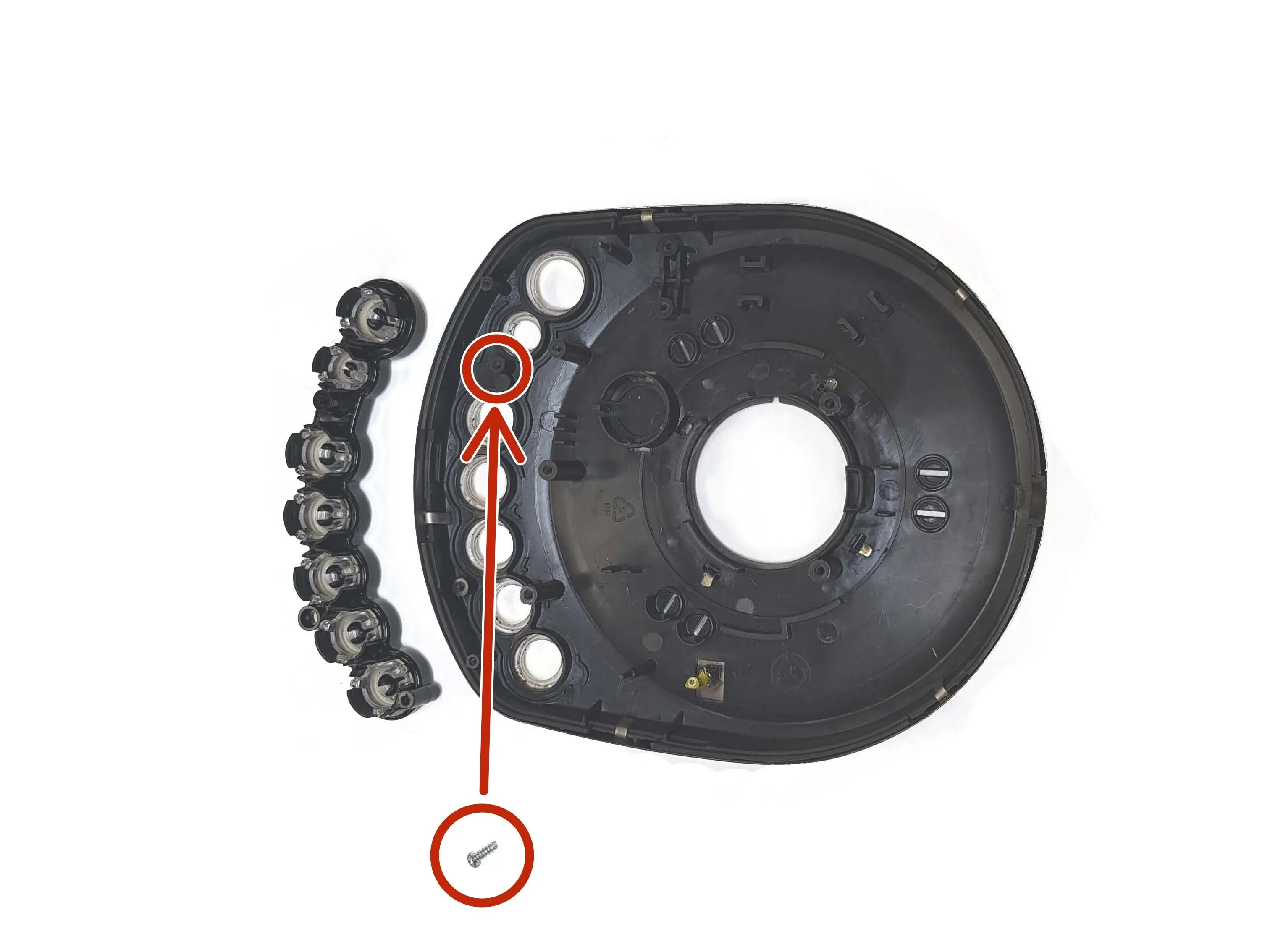 Breville Smart Kettle BKE825 Разборка: шаг 13, изображение 2 из 3