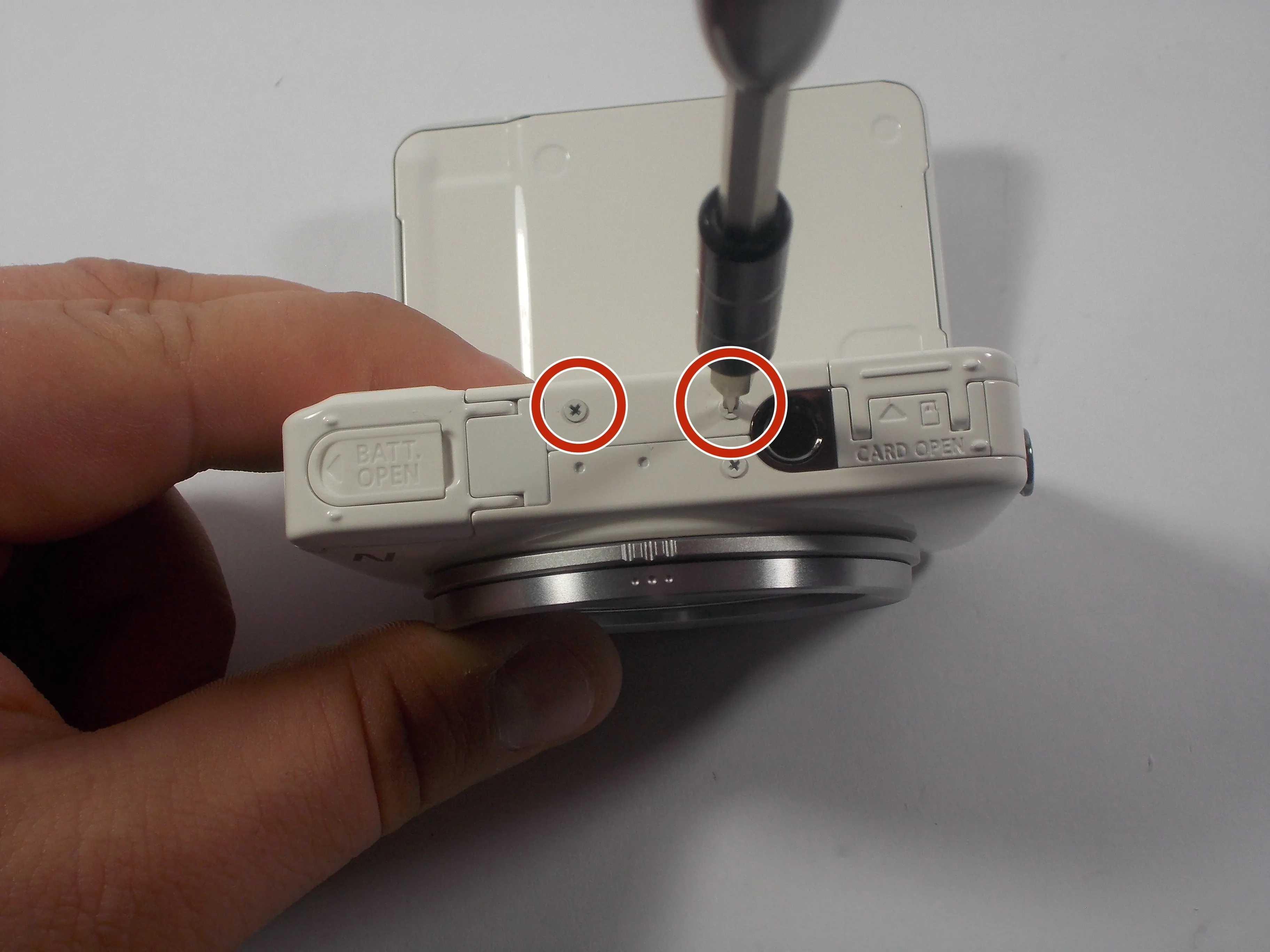 Разбор Canon PowerShot N: шаг 6, изображение 1 из 1