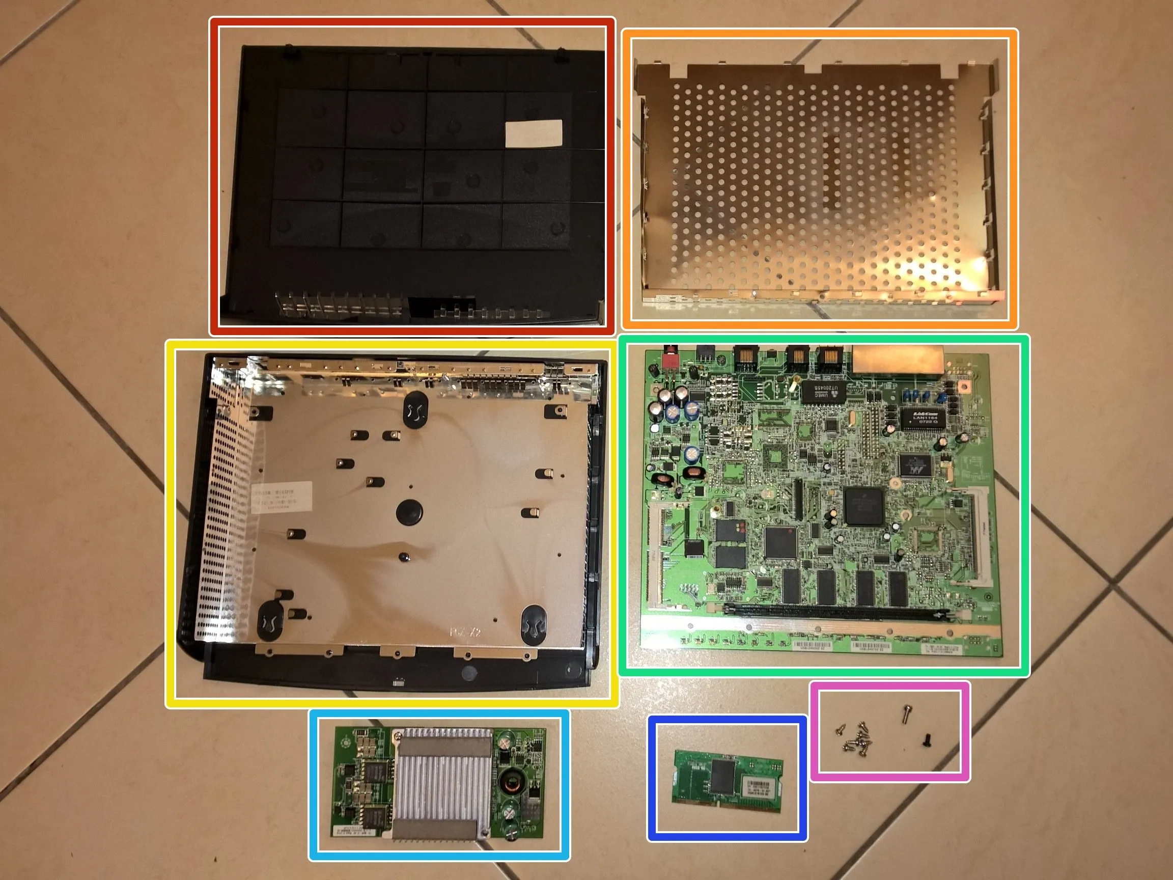 Cisco 878 Integrated Services Router Teardown, Teardown complete: шаг 10, изображение 1 из 1