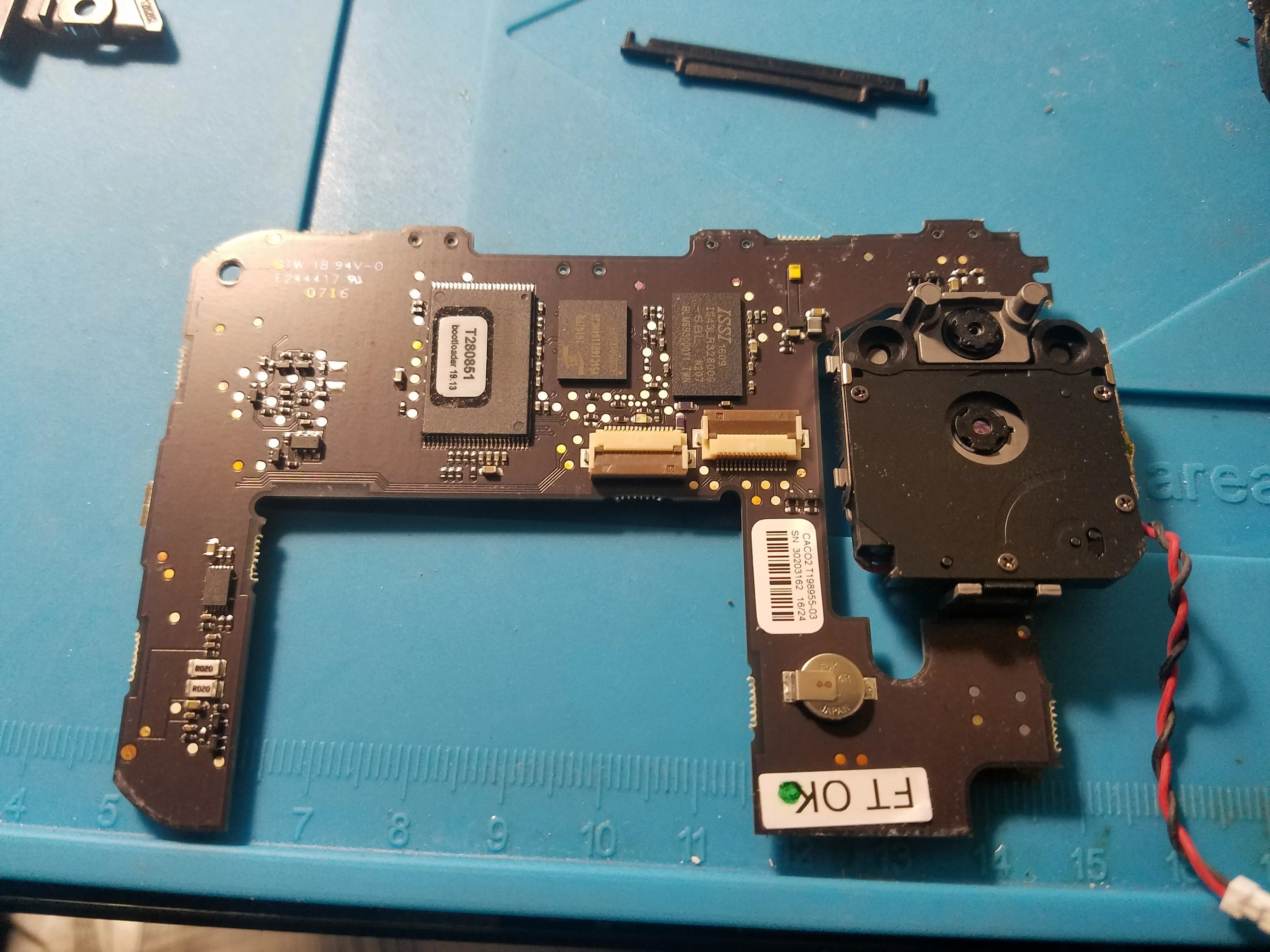 Разборка FLIR C3: шаг 6, изображение 1 из 1