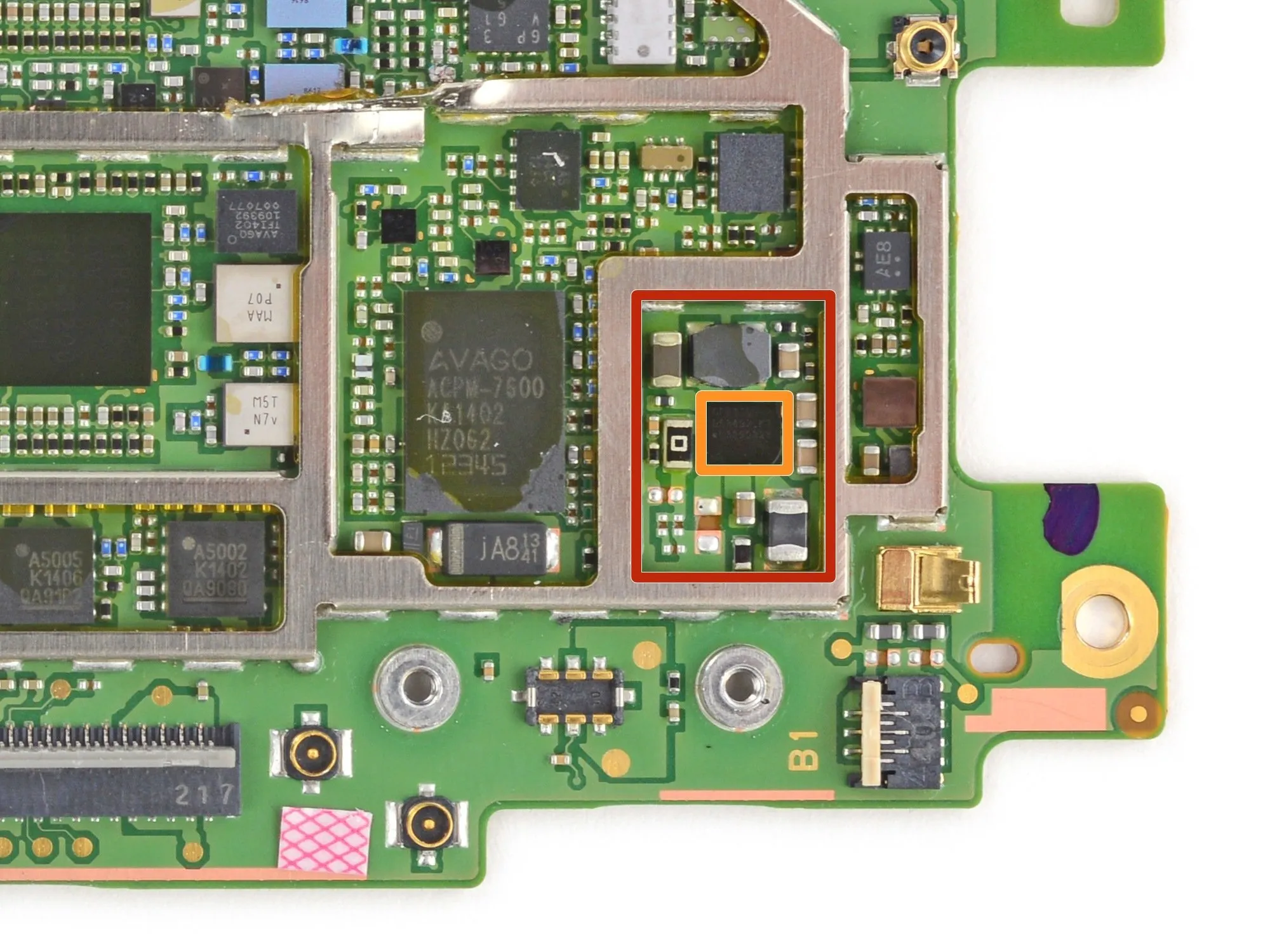 HTC One (M8) Teardown: шаг 10, изображение 1 из 1