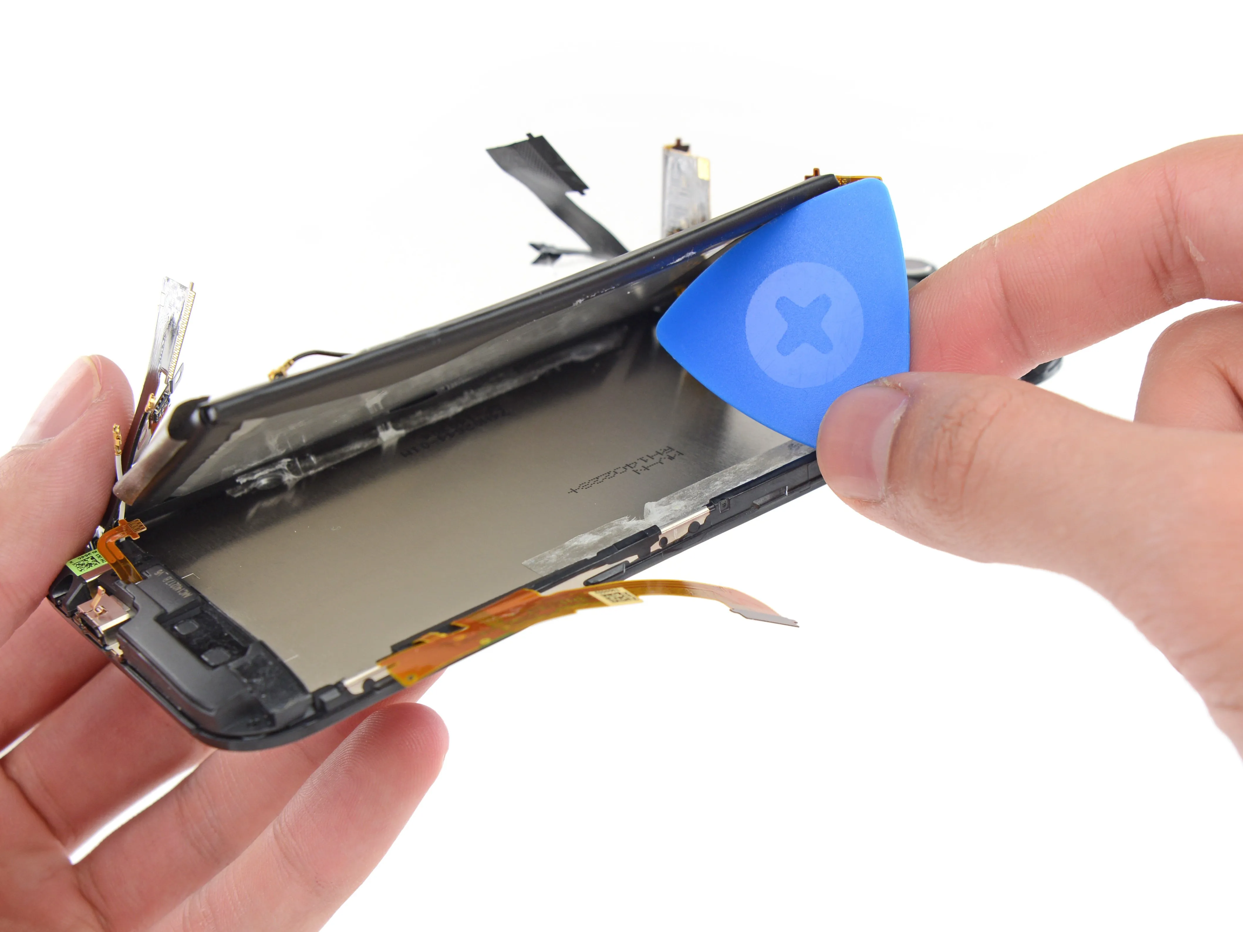 Разборка HTC One (M8): шаг 11, изображение 1 из 2