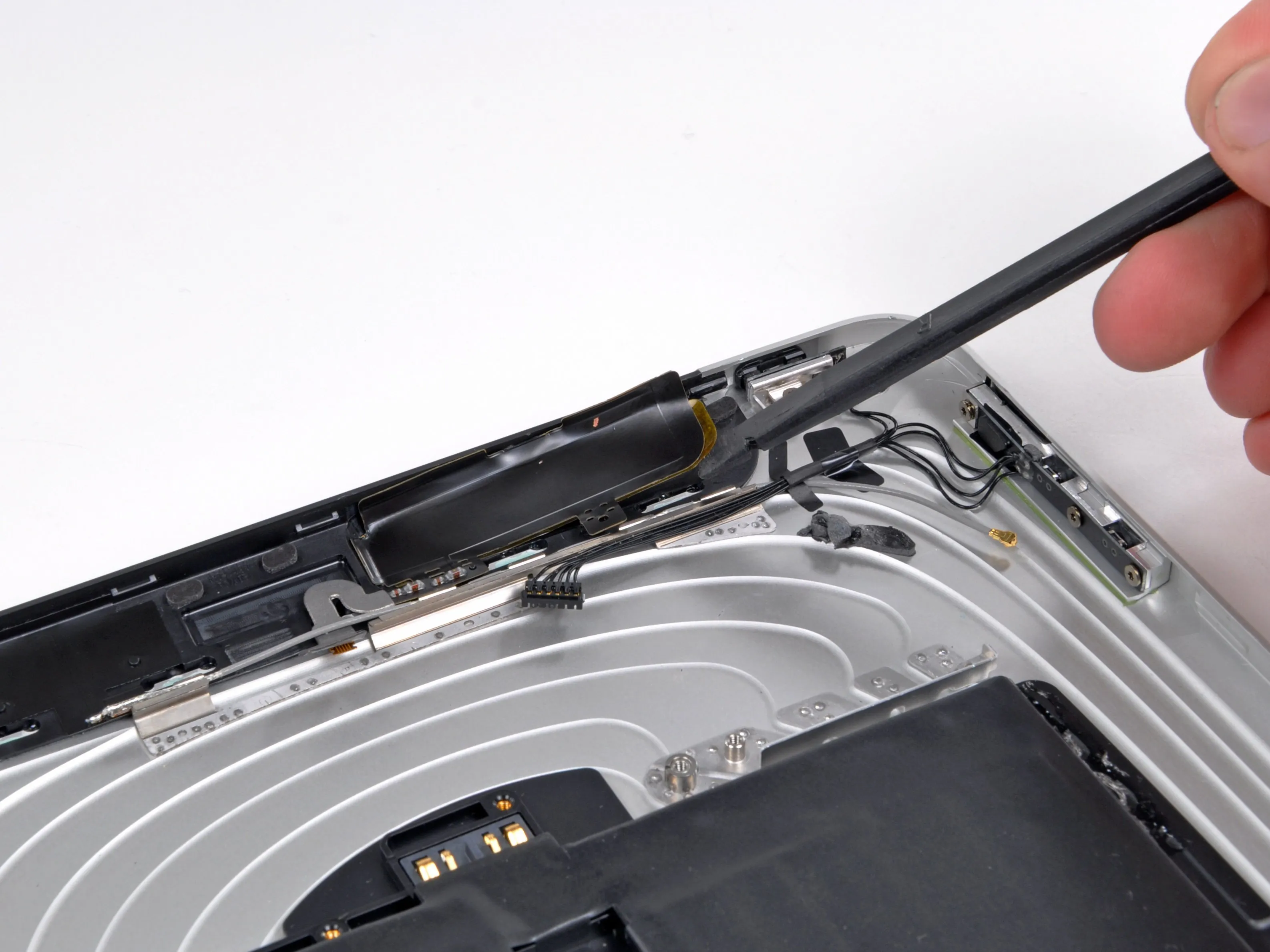 Разборка iPad 3G: шаг 10, изображение 2 из 2