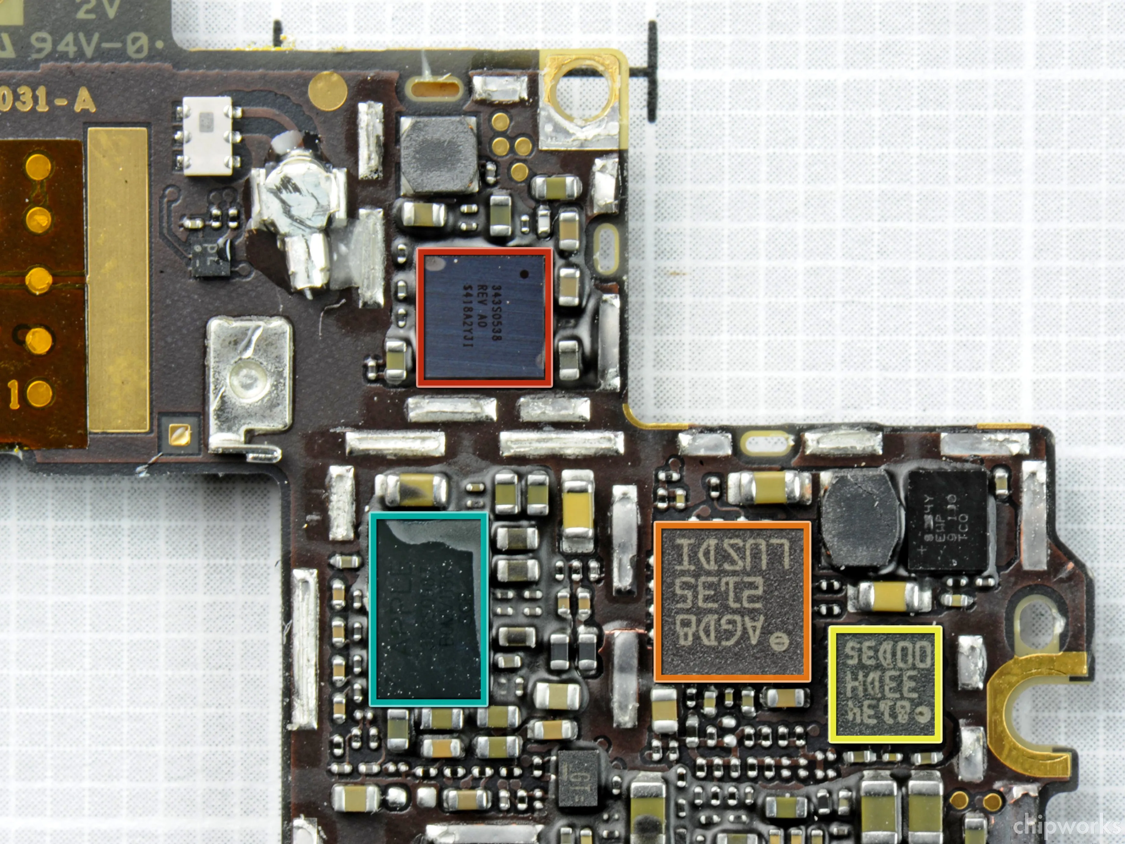 Разборка iPhone 4S: шаг 10, изображение 1 из 1