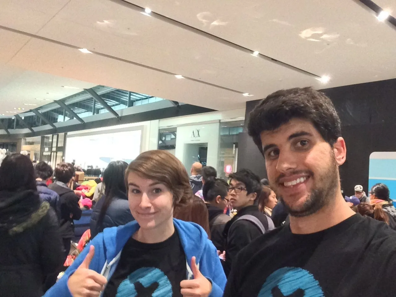 Разборка iPhone 6 Plus: шаг 2, изображение 2 из 3