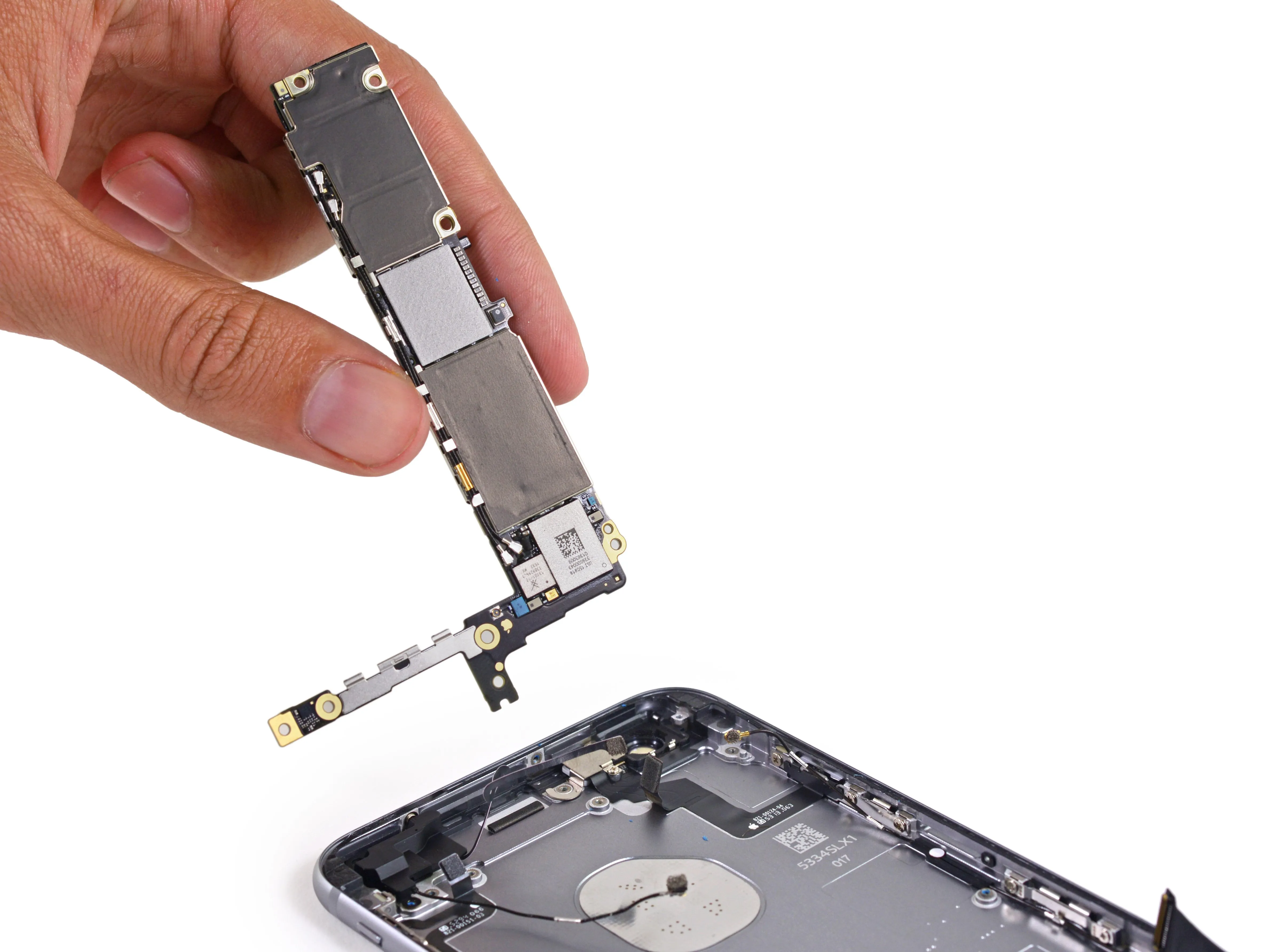 Разборка iPhone 6s Plus: шаг 11, изображение 3 из 3