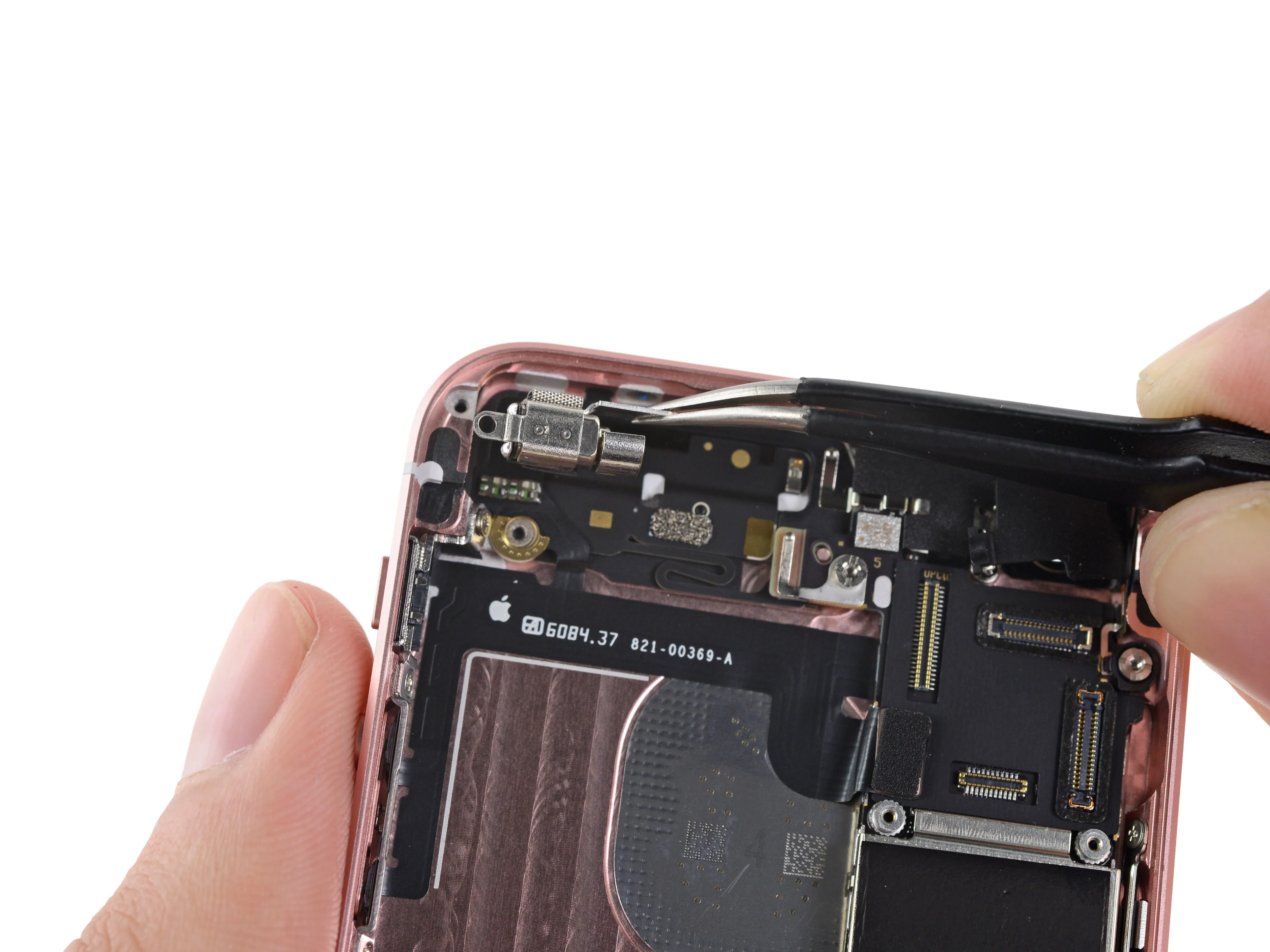 Разборка iPhone SE: шаг 9, изображение 2 из 3