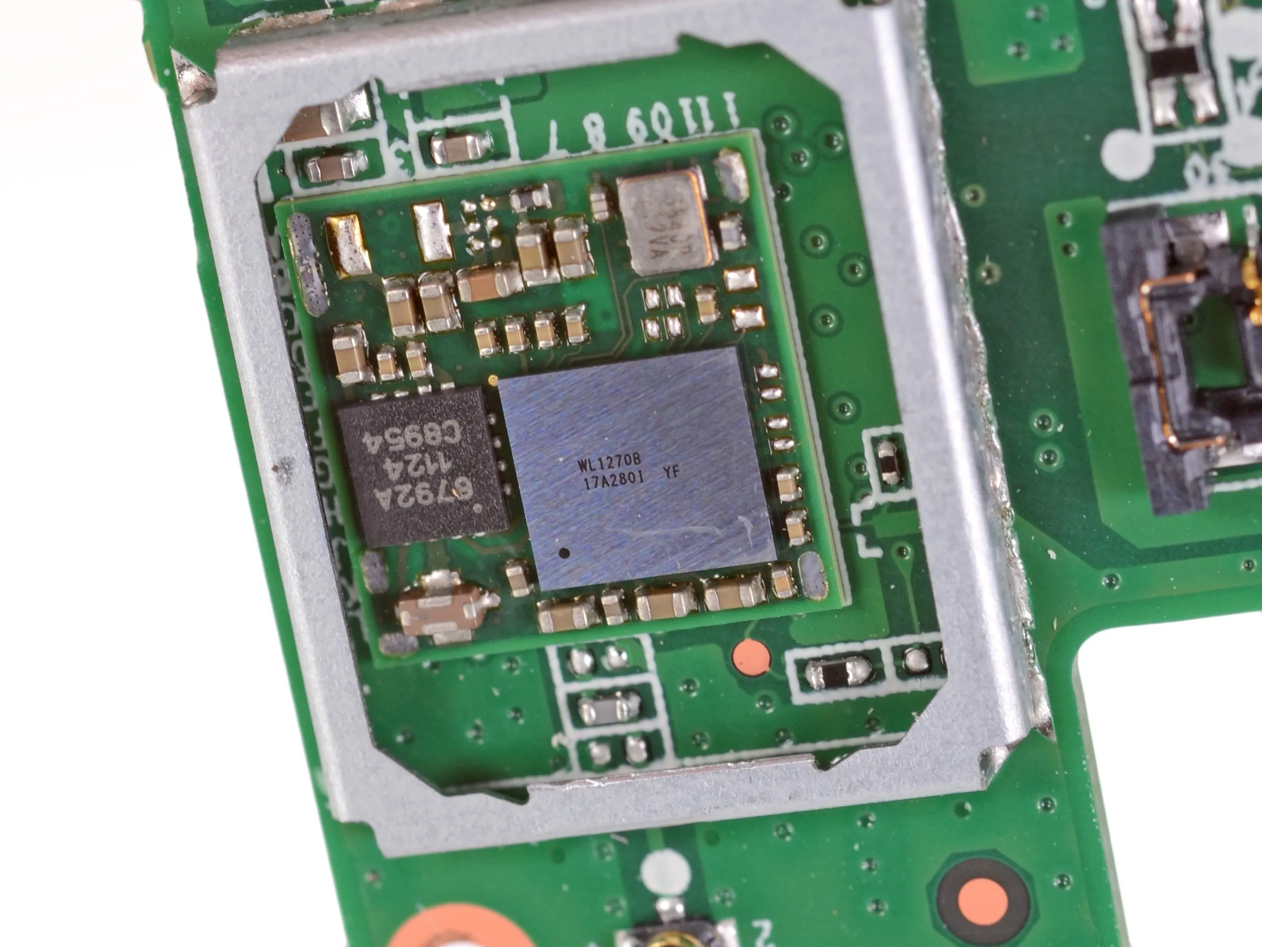 Разбор Kindle Fire: шаг 10, изображение 1 из 1