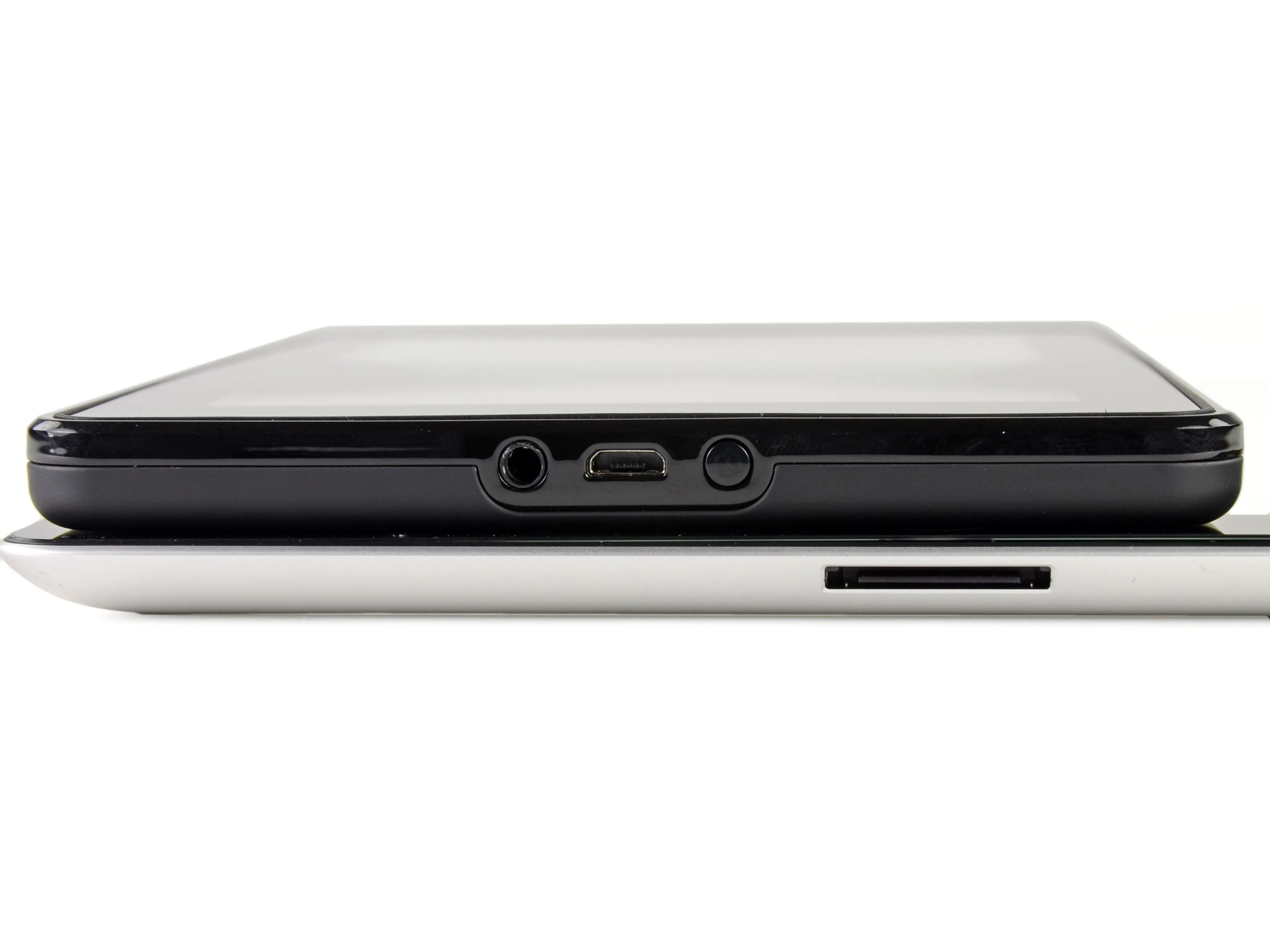 Kindle Fire Teardown: шаг 3, изображение 2 из 3