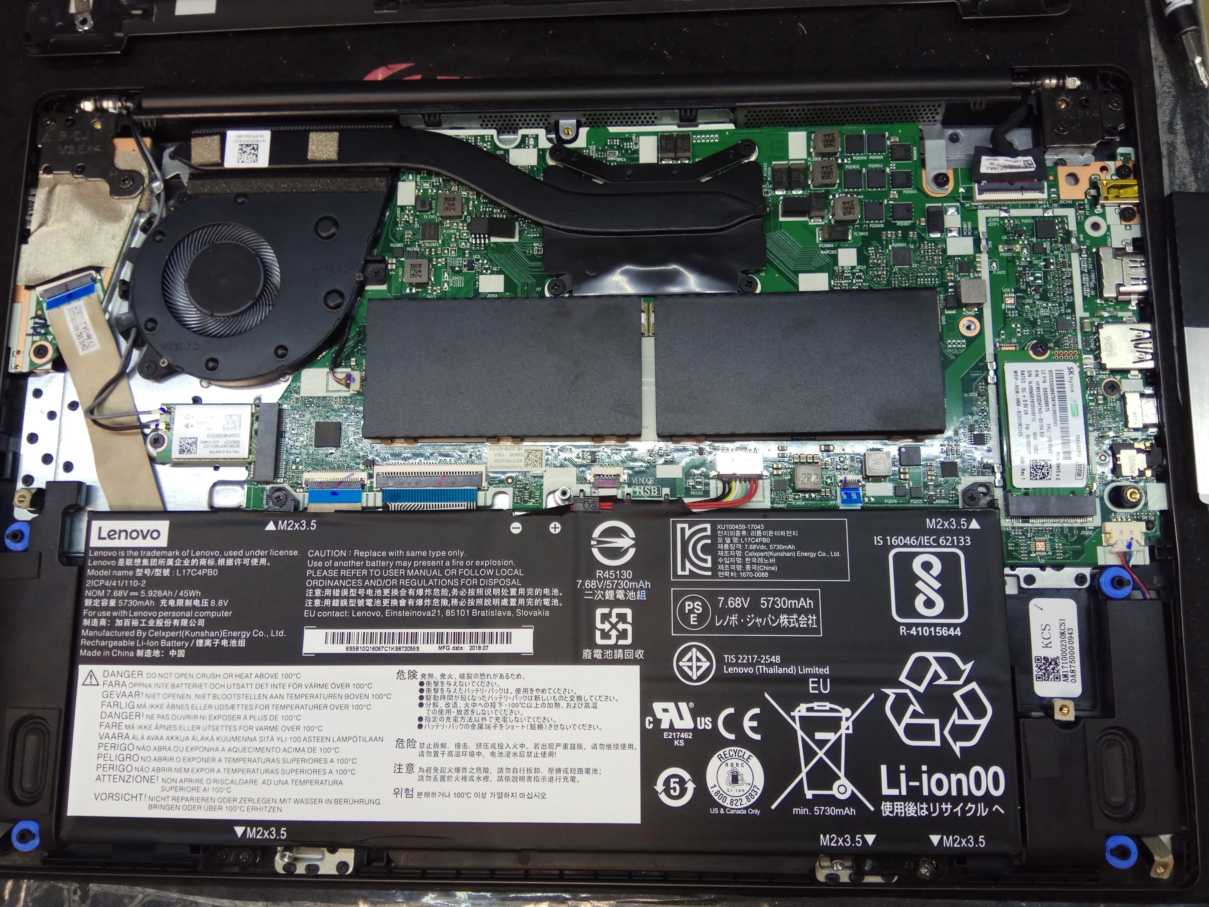 Lenovo IdeaPad 530S 14 ARR (AMD) Unboxing Teardown, Lenovo IdeaPad 530S 14 ARR (AMD) Unboxing Teardown: шаг 1, изображение 1 из 2