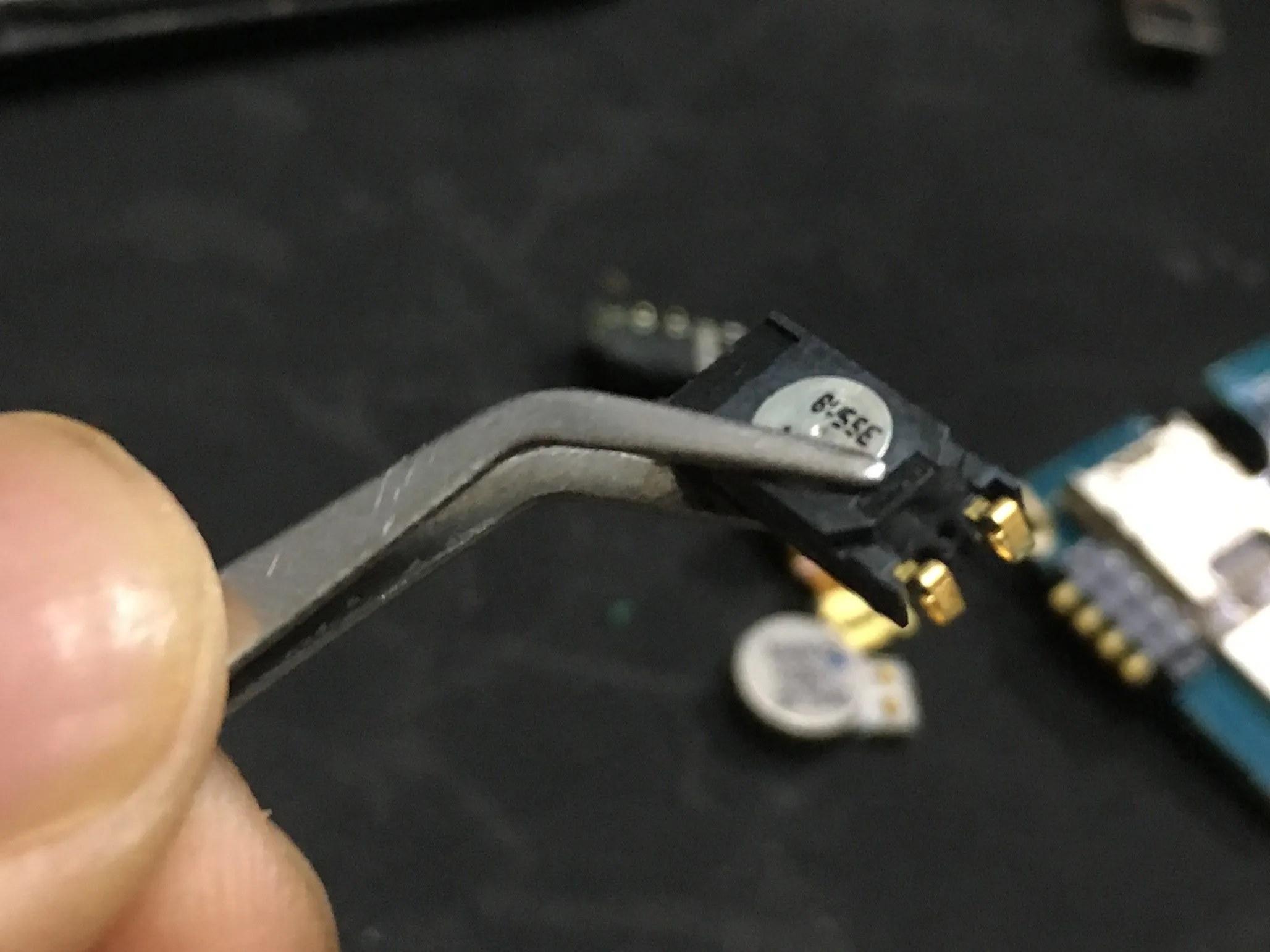 Разборка LG Y90: шаг 9, изображение 2 из 2