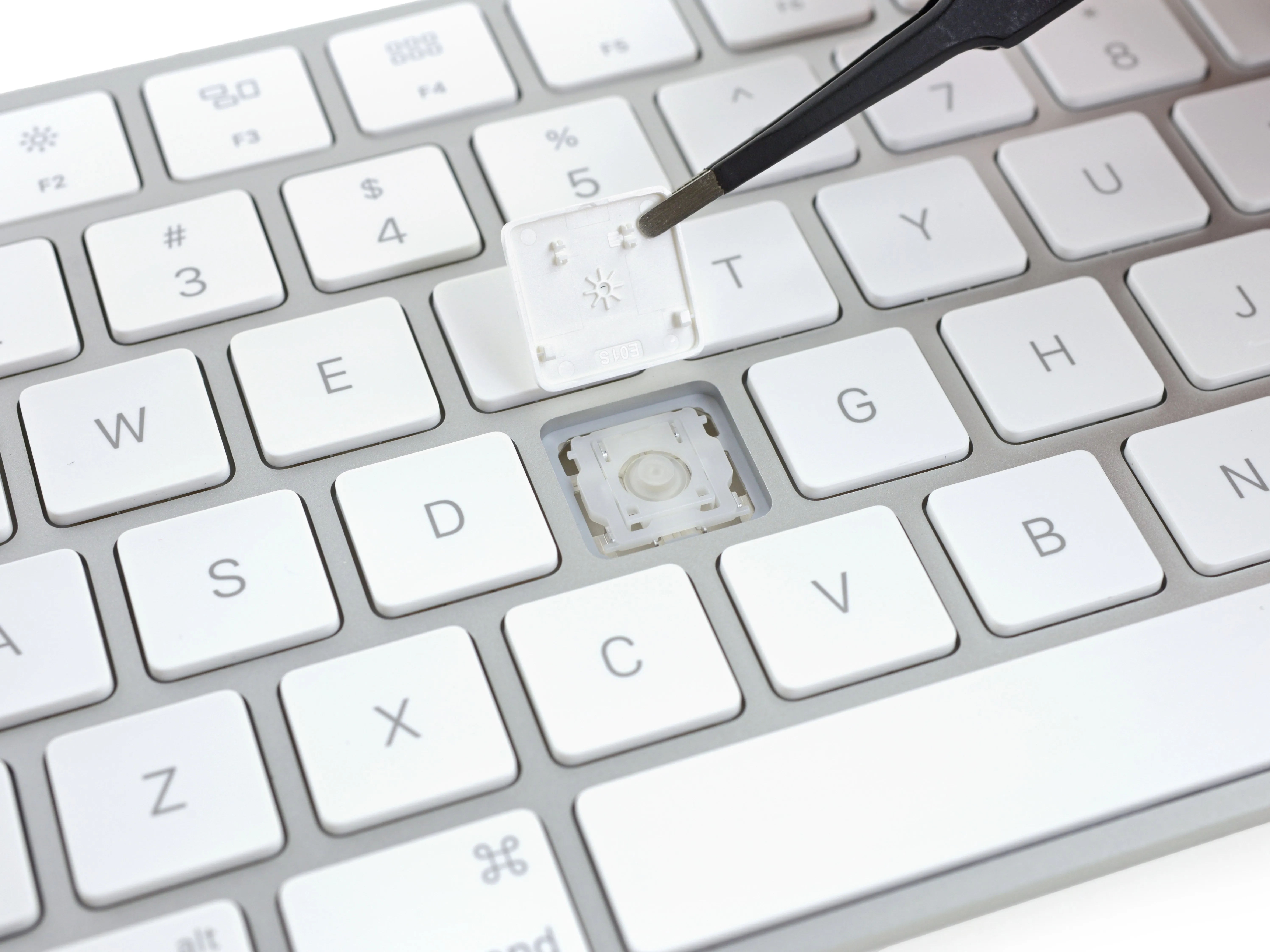 Разборка клавиатуры Magic Keyboard: шаг 11, изображение 1 из 1