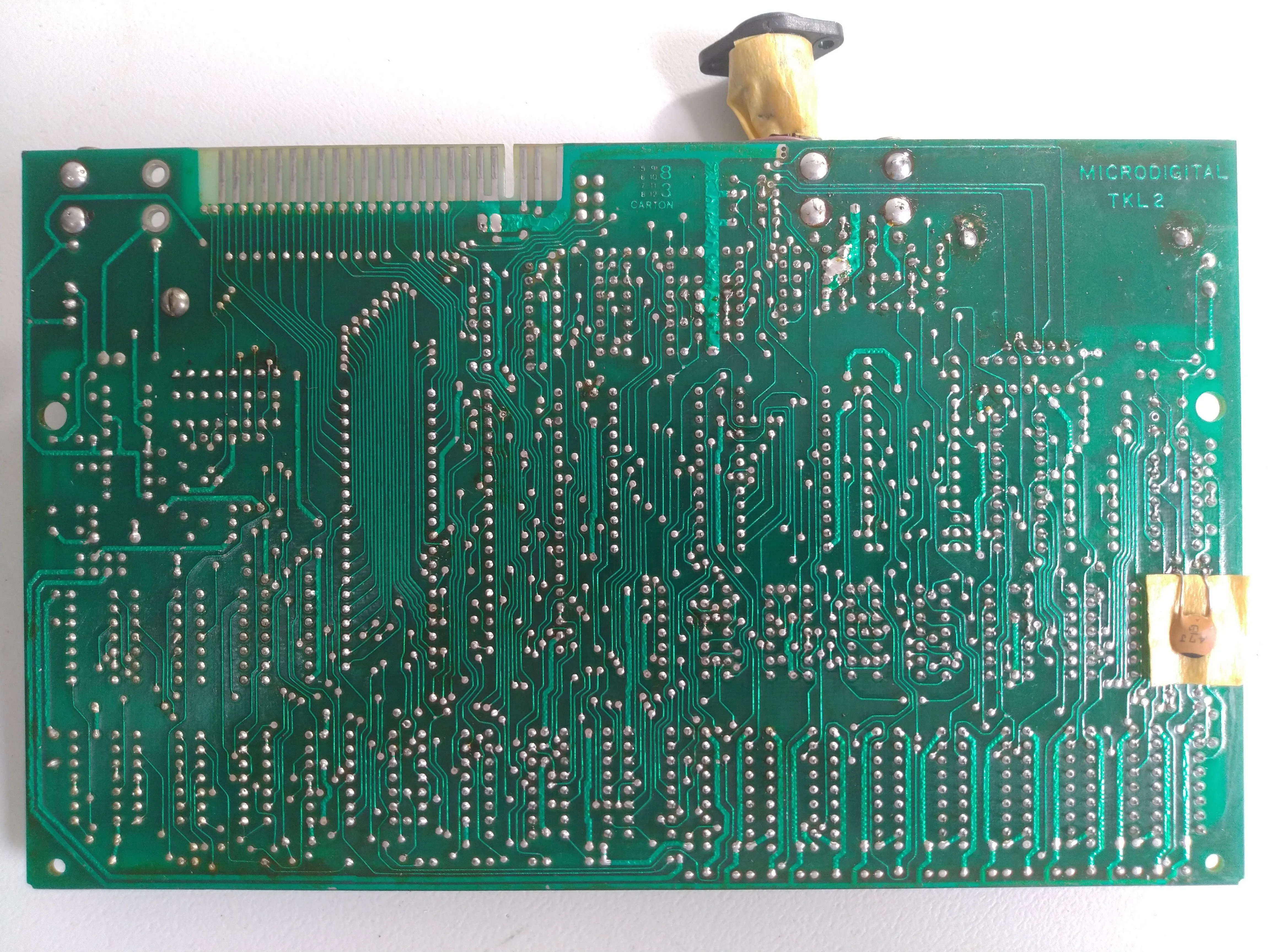 Microdigital TK 85 Teardown, печатная плата: шаг 4, изображение 2 из 2