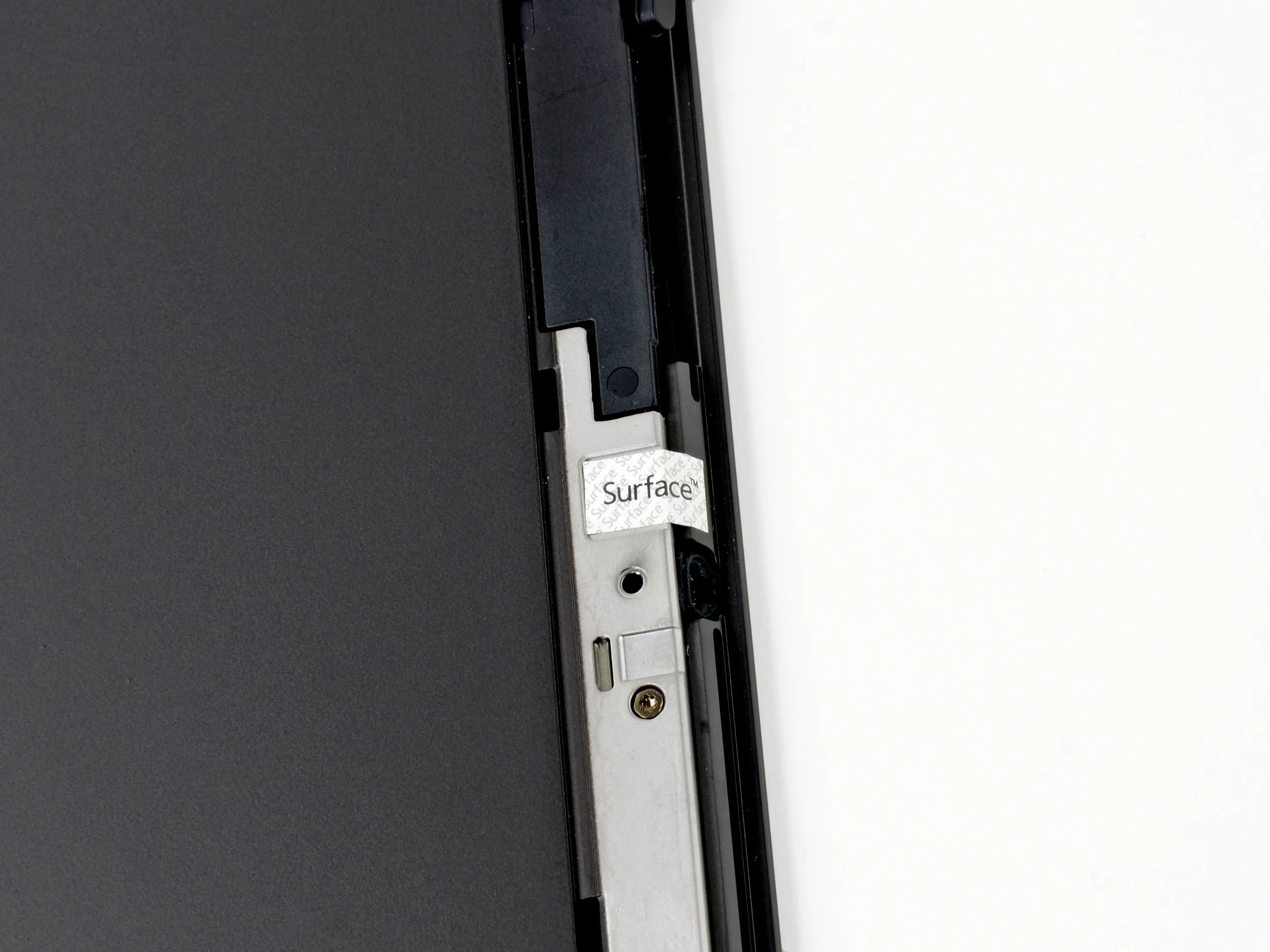 Microsoft Surface Teardown: шаг 5, изображение 3 из 3