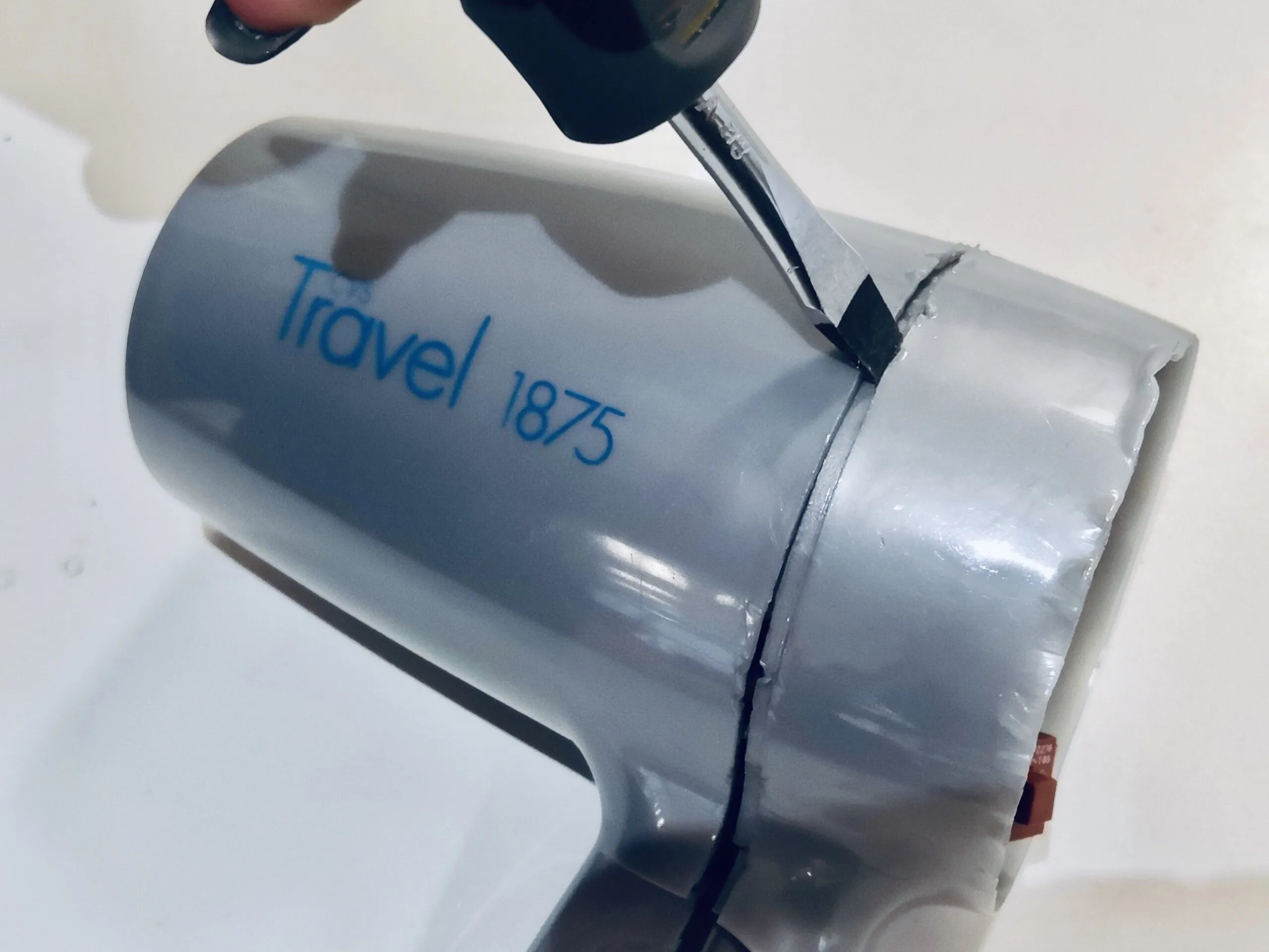 Модель CVS124A Разборка, Разделение двух корпусов: шаг 10, изображение 1 из 1