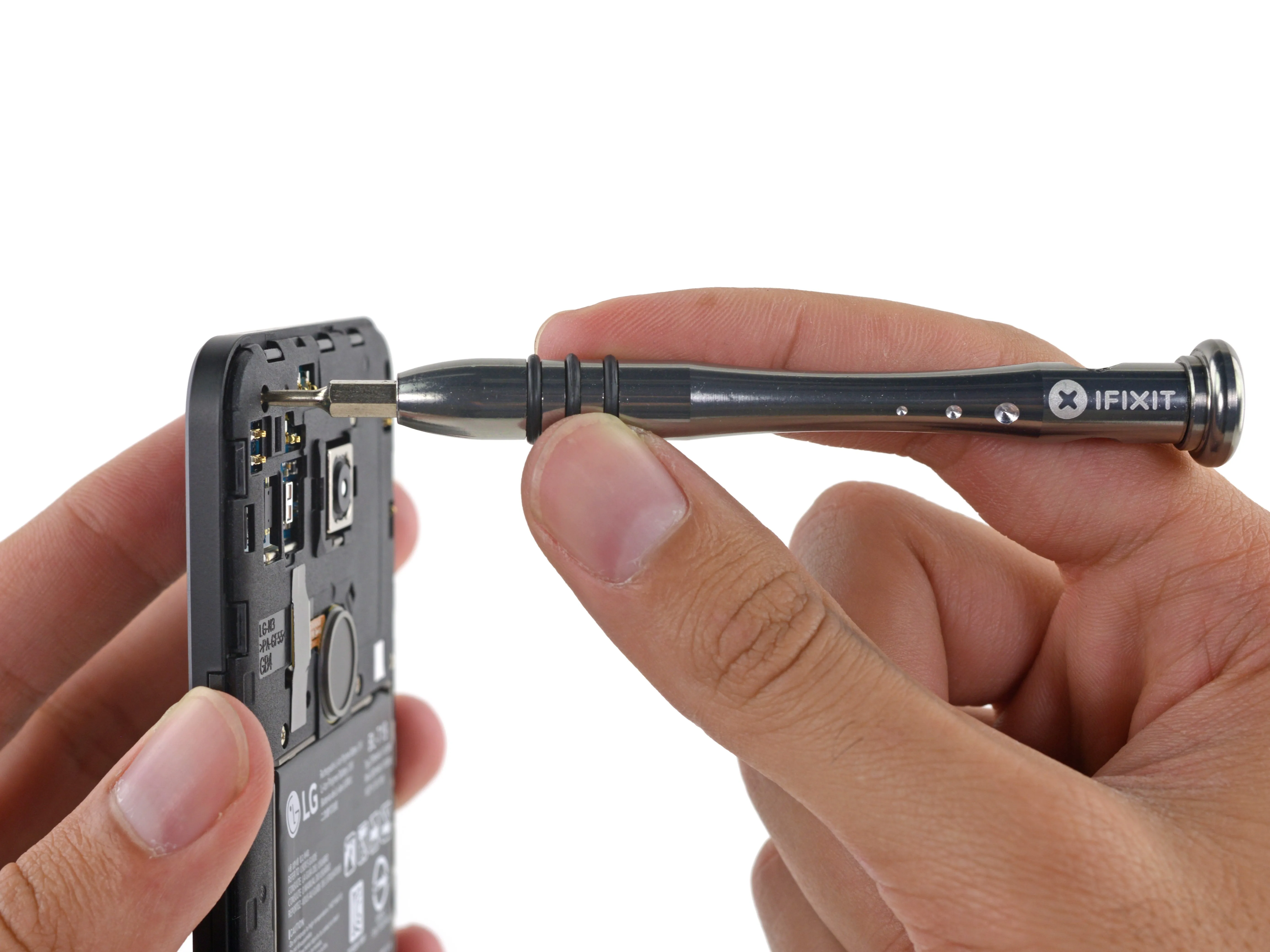 Разборка Nexus 5X: шаг 5, изображение 1 из 3