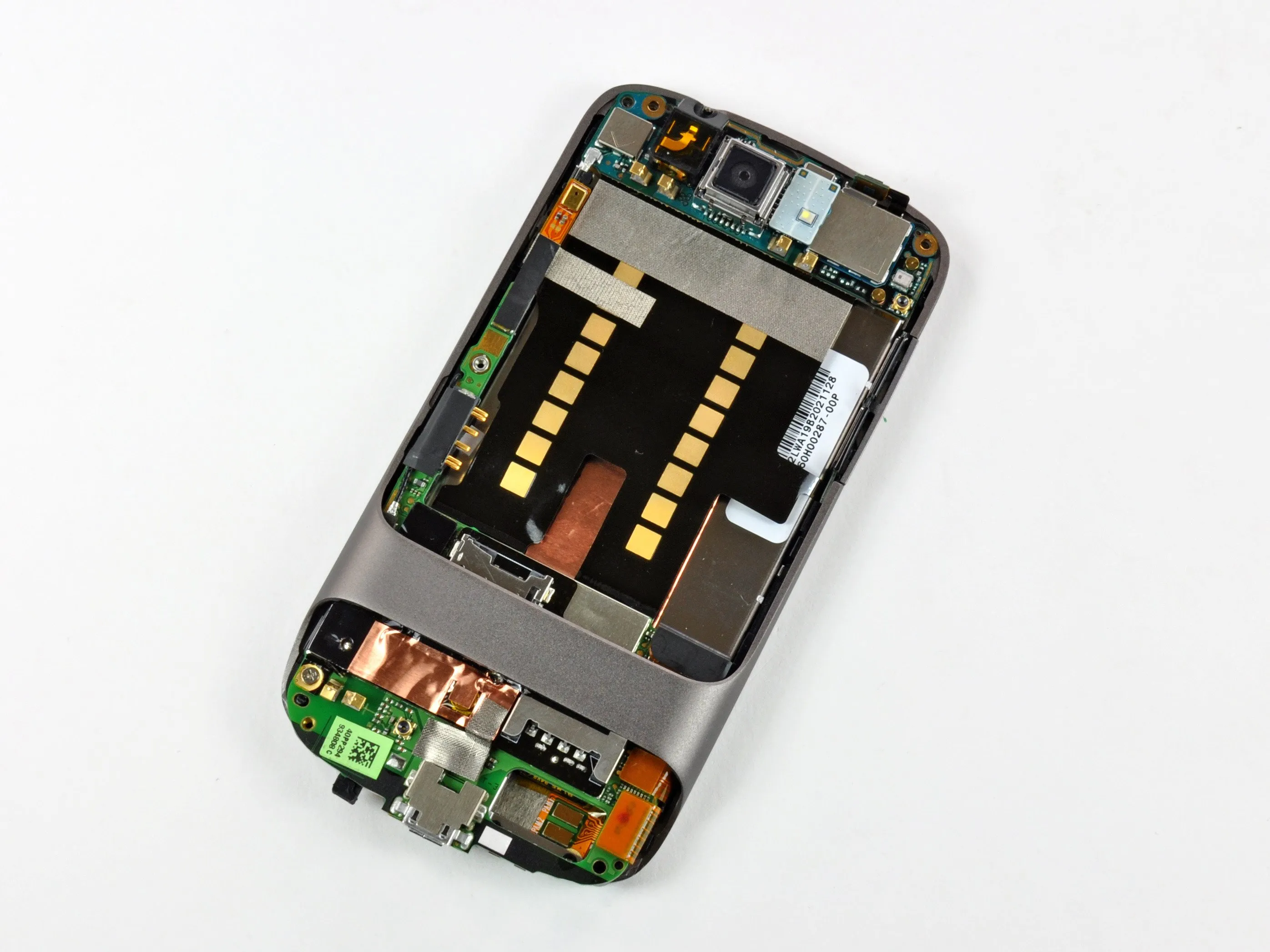 Разборка Nexus One: шаг 7, изображение 3 из 3