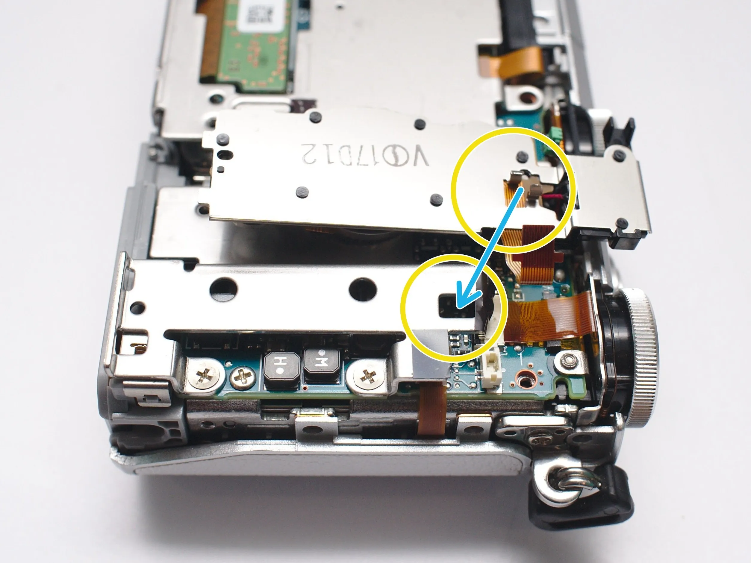 Nikon 1 J5 Разборка (цель ремонта): шаг 10, изображение 2 из 2