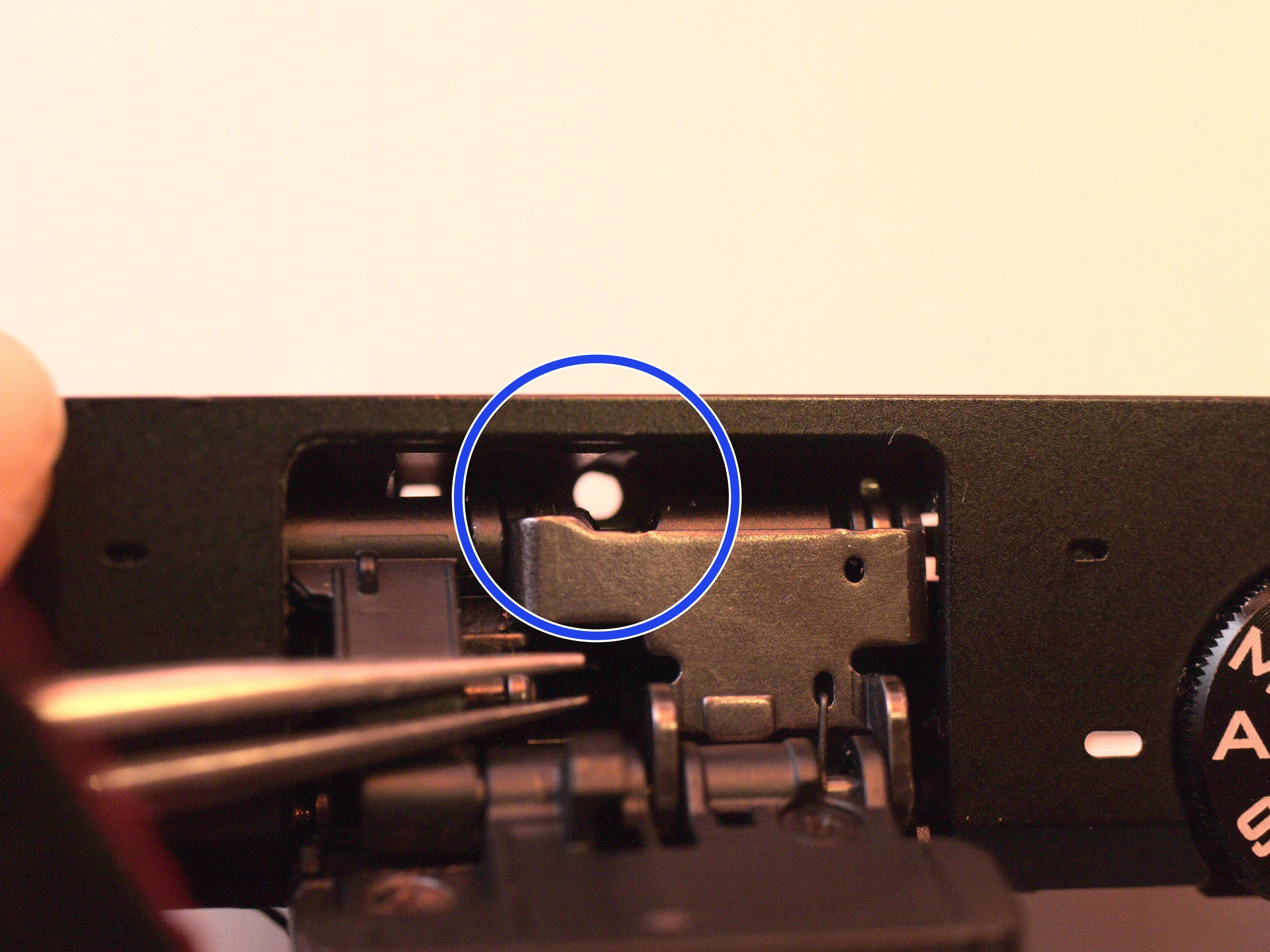 Nikon 1 J5 Разборка (с целью ремонта), верхний корпус 1: шаг 27, изображение 2 из 2