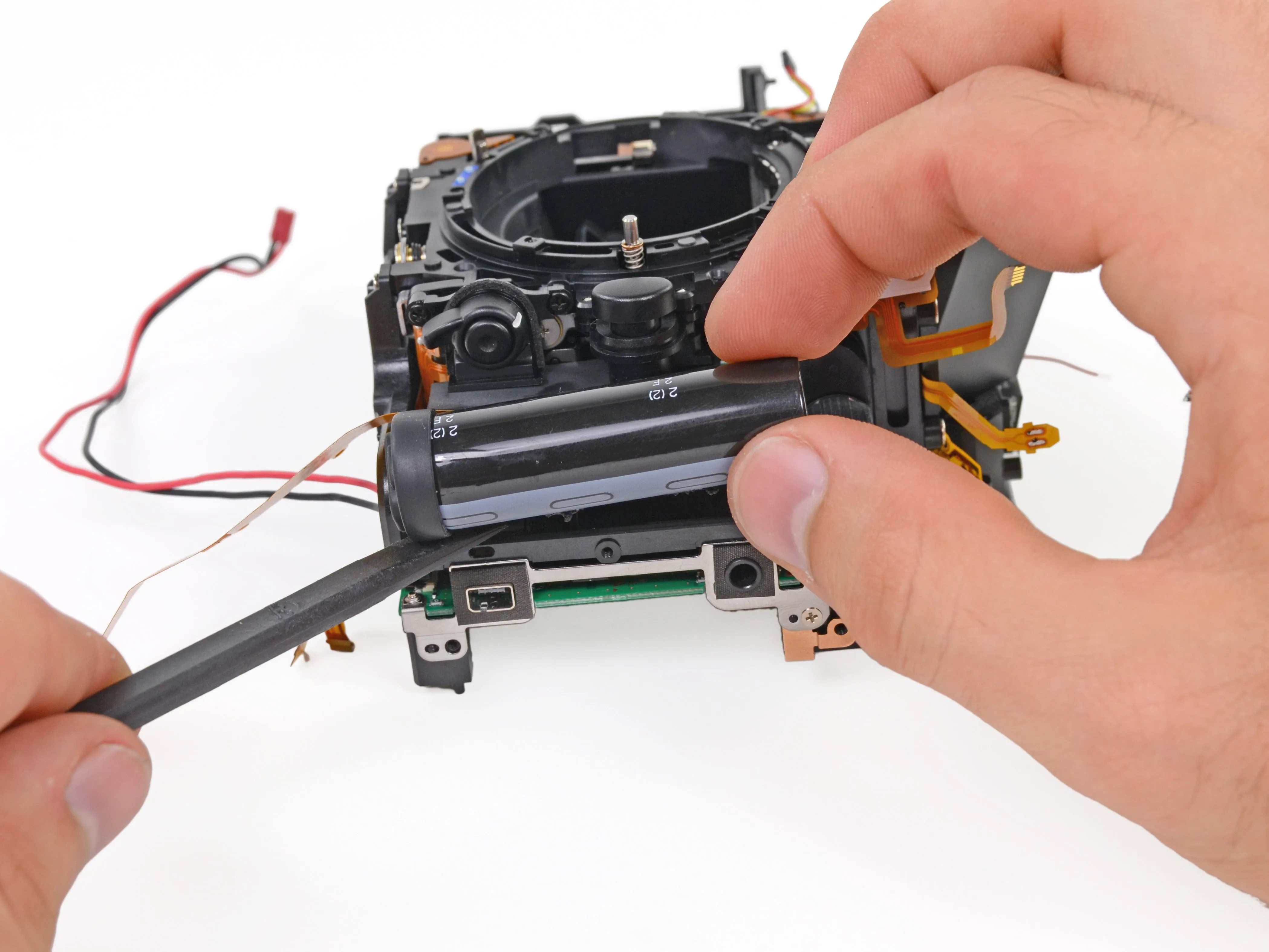 Разборка Nikon D600: шаг 29, изображение 1 из 2