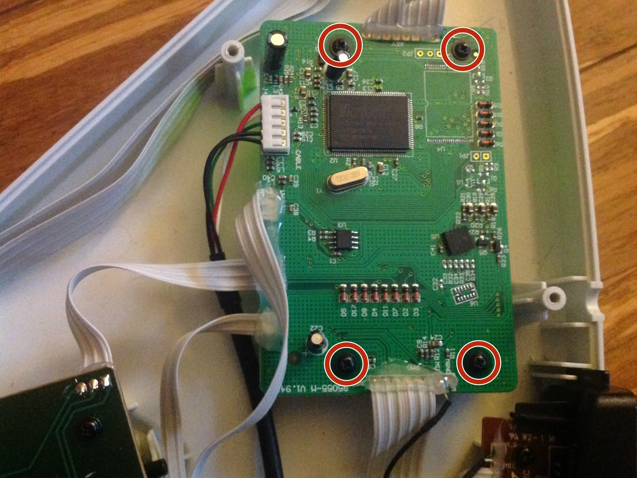 Разборка RedOctane X-Plorer, материнская плата: шаг 8, изображение 1 из 2