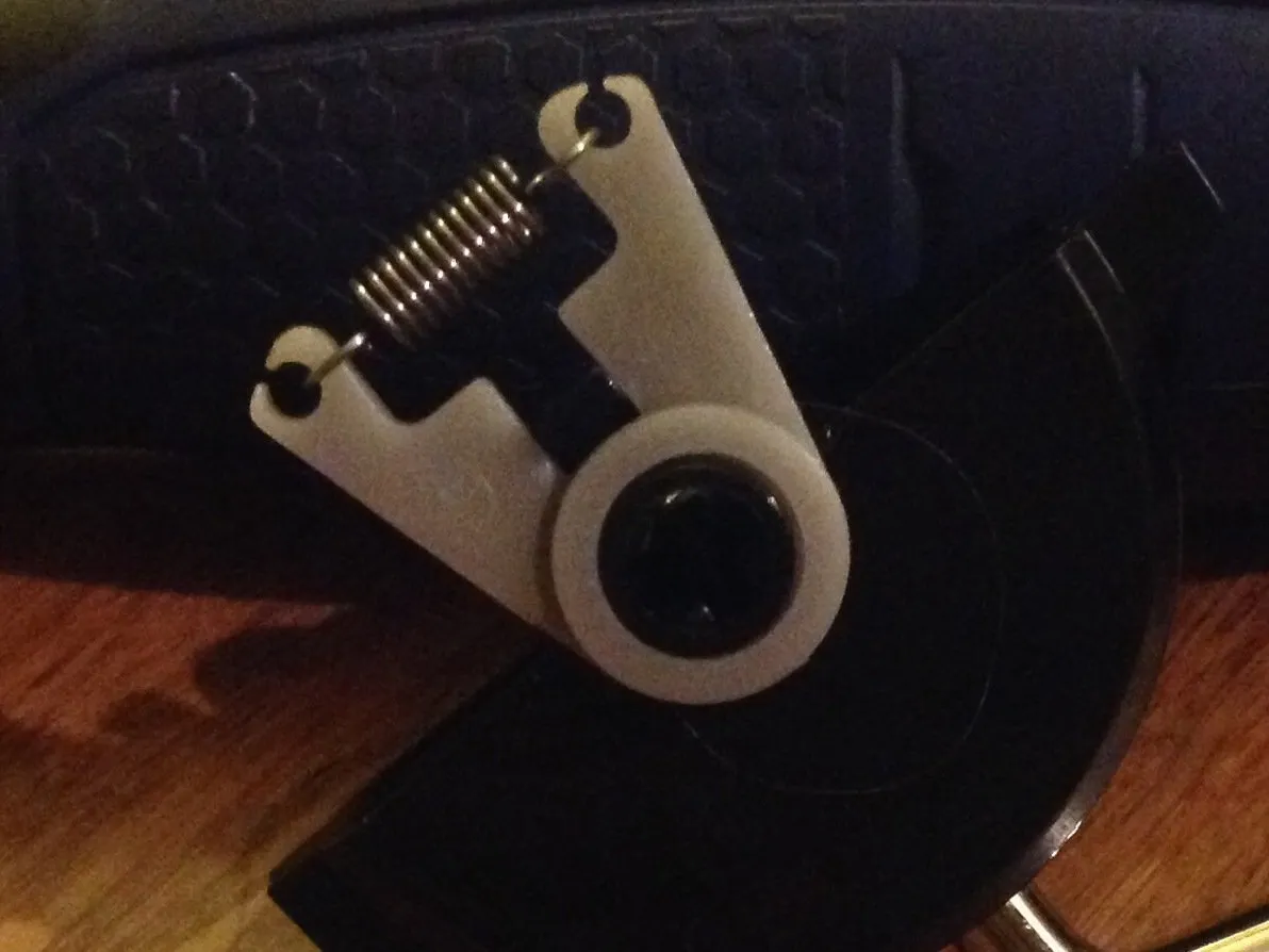 RedOctane X-Plorer Teardown, Whammy Bar: шаг 7, изображение 2 из 2