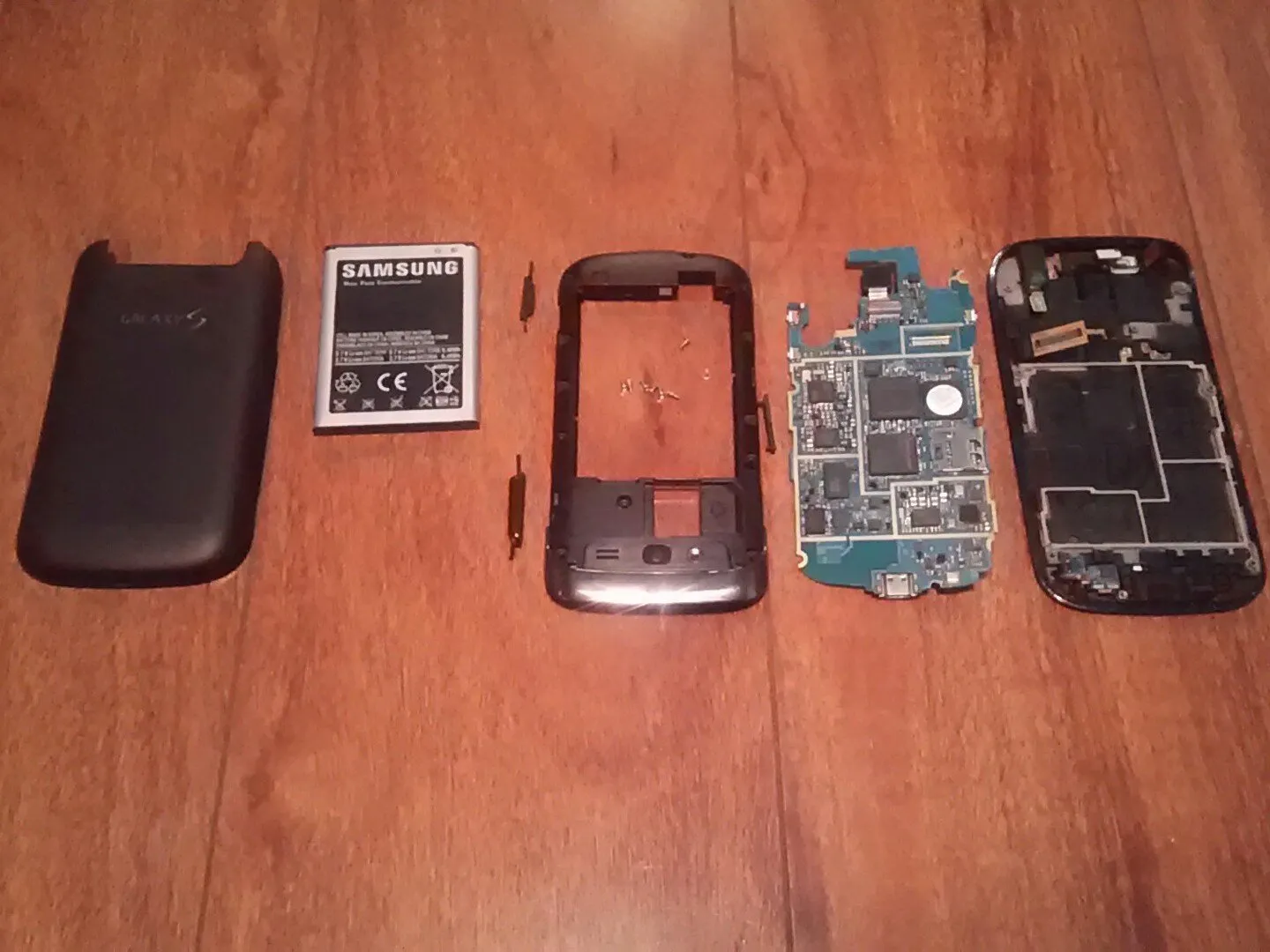 Samsung Galaxy S Blaze Teardown, Все детали: шаг 6, изображение 1 из 1