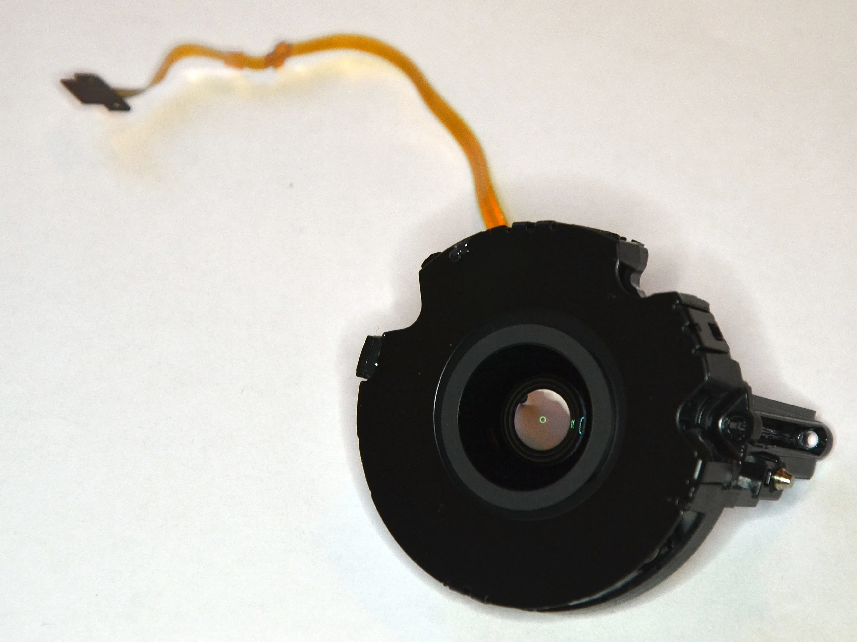 Sony Cyber-shot DSC-HX400V Teardown, стабилизатор изображения: шаг 20, изображение 1 из 3