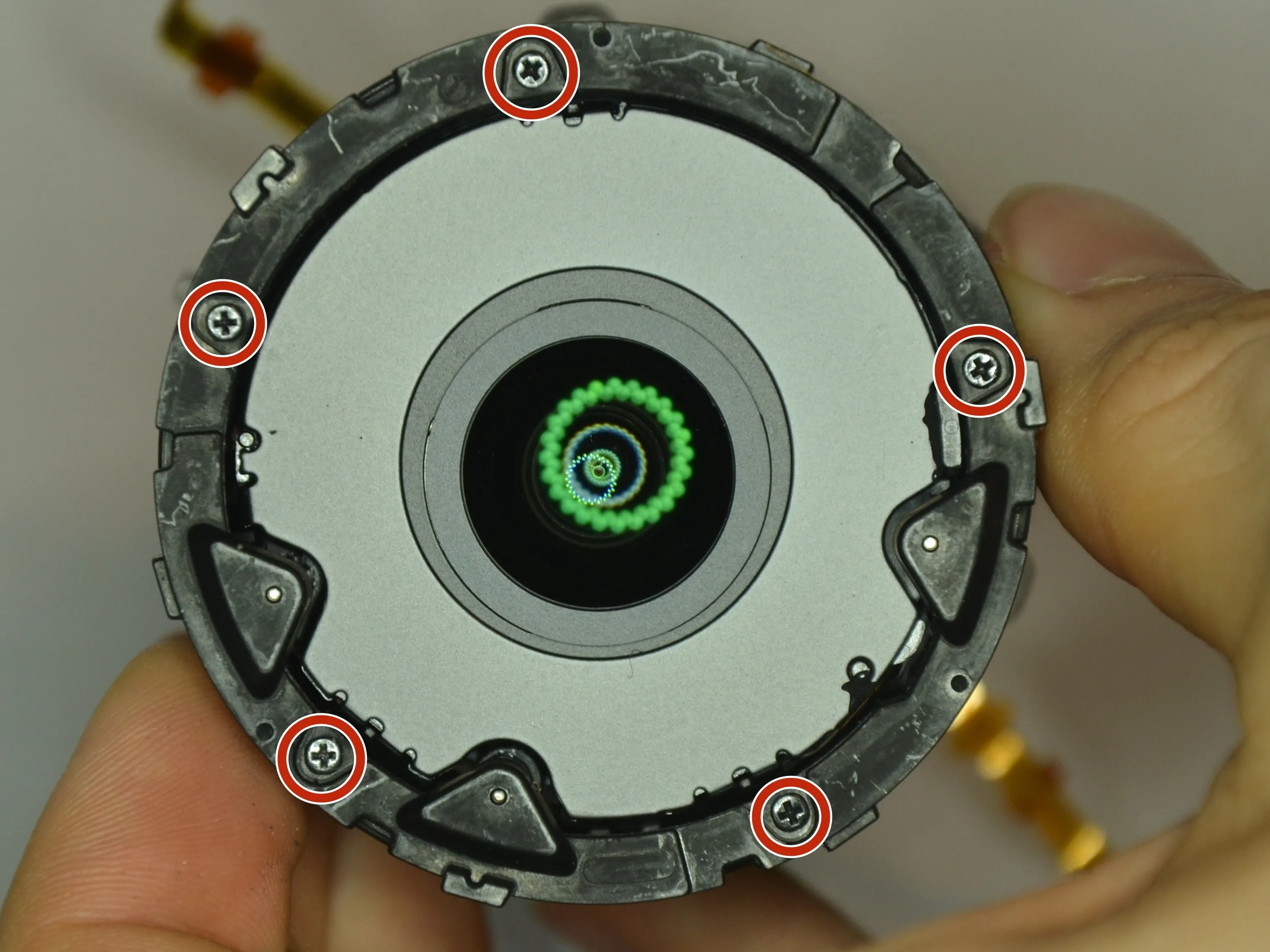 Sony Cyber-shot DSC-HX400V Teardown, группы объективов: шаг 18, изображение 1 из 3