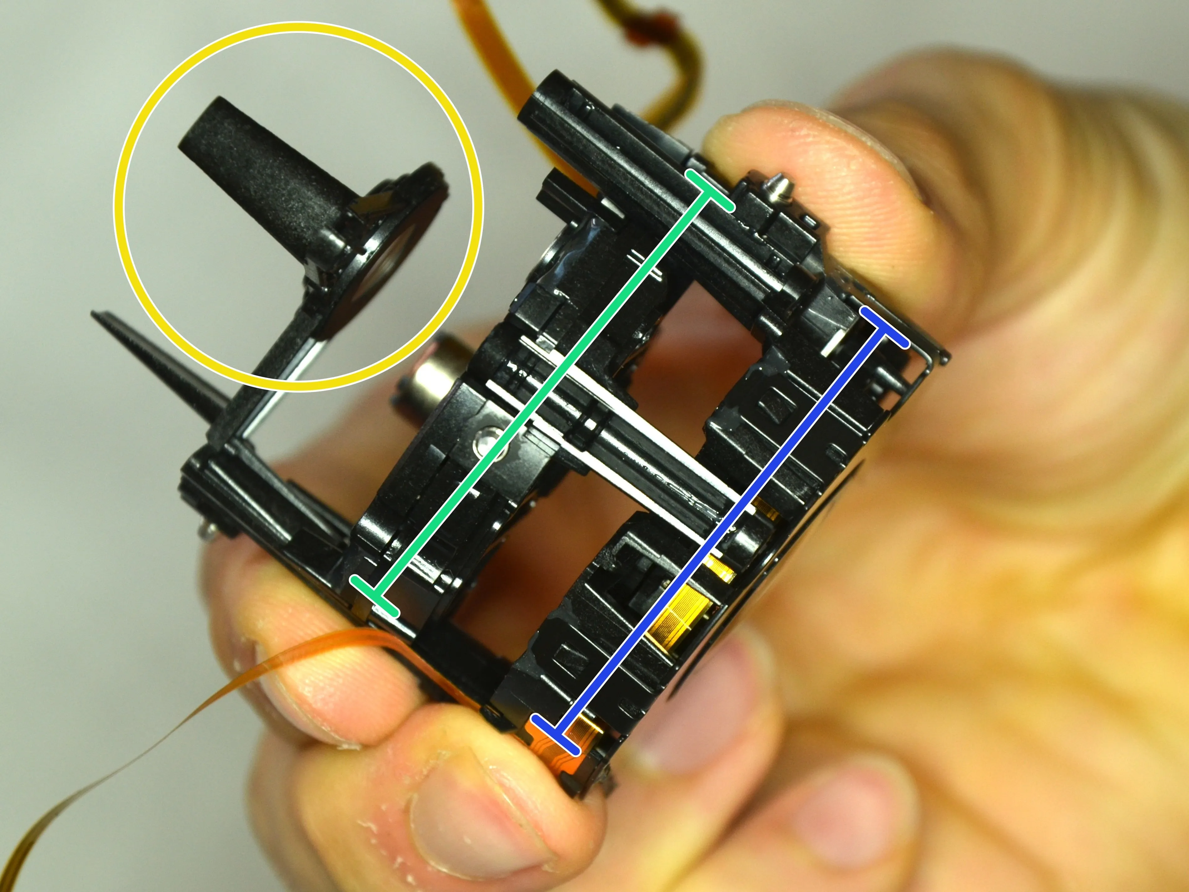 Sony Cyber-shot DSC-HX400V Разборка, группы объективов: шаг 18, изображение 2 из 3