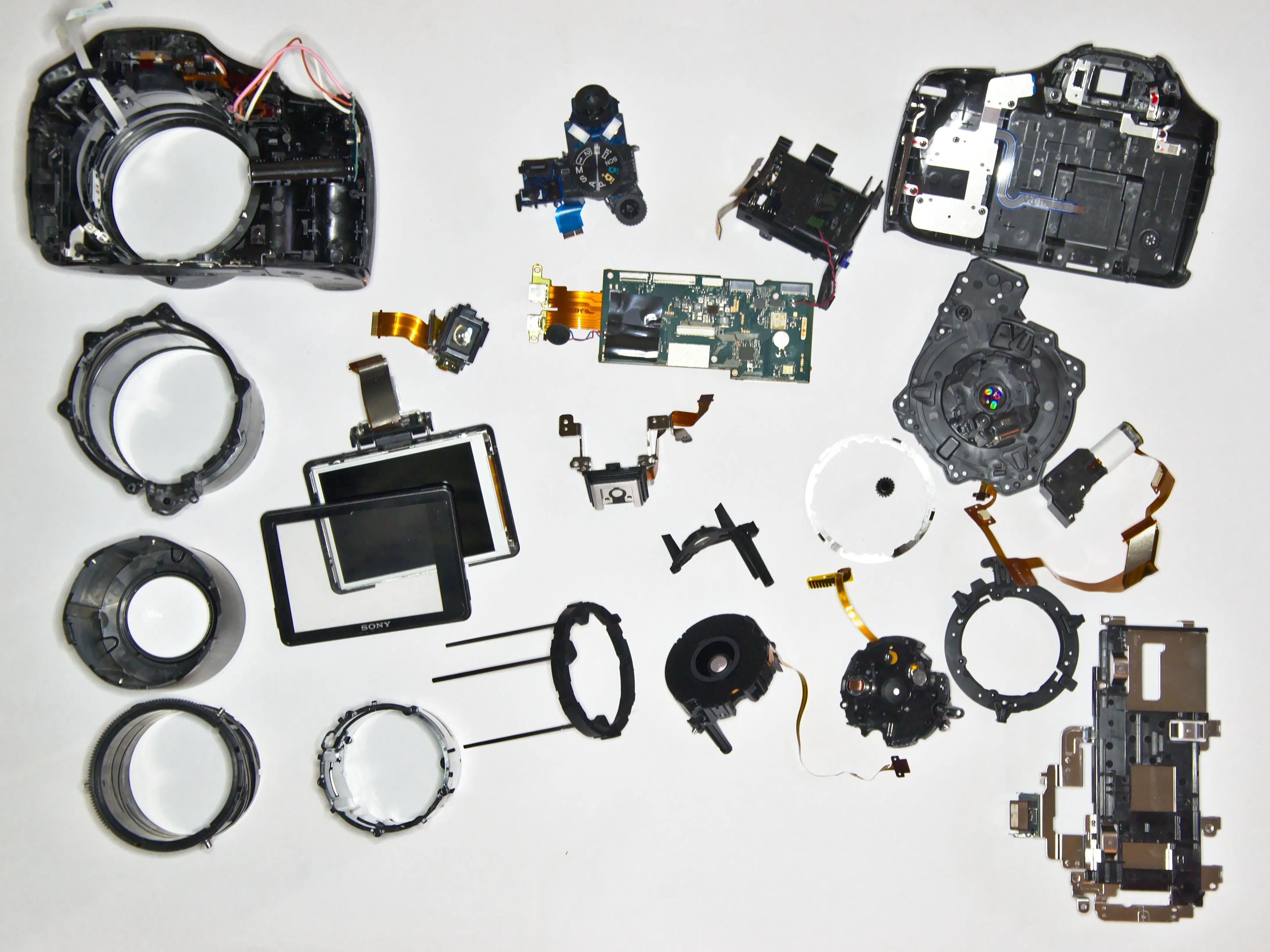 Разборка Sony Cyber-shot DSC-HX400V, обзор: шаг 21, изображение 1 из 1