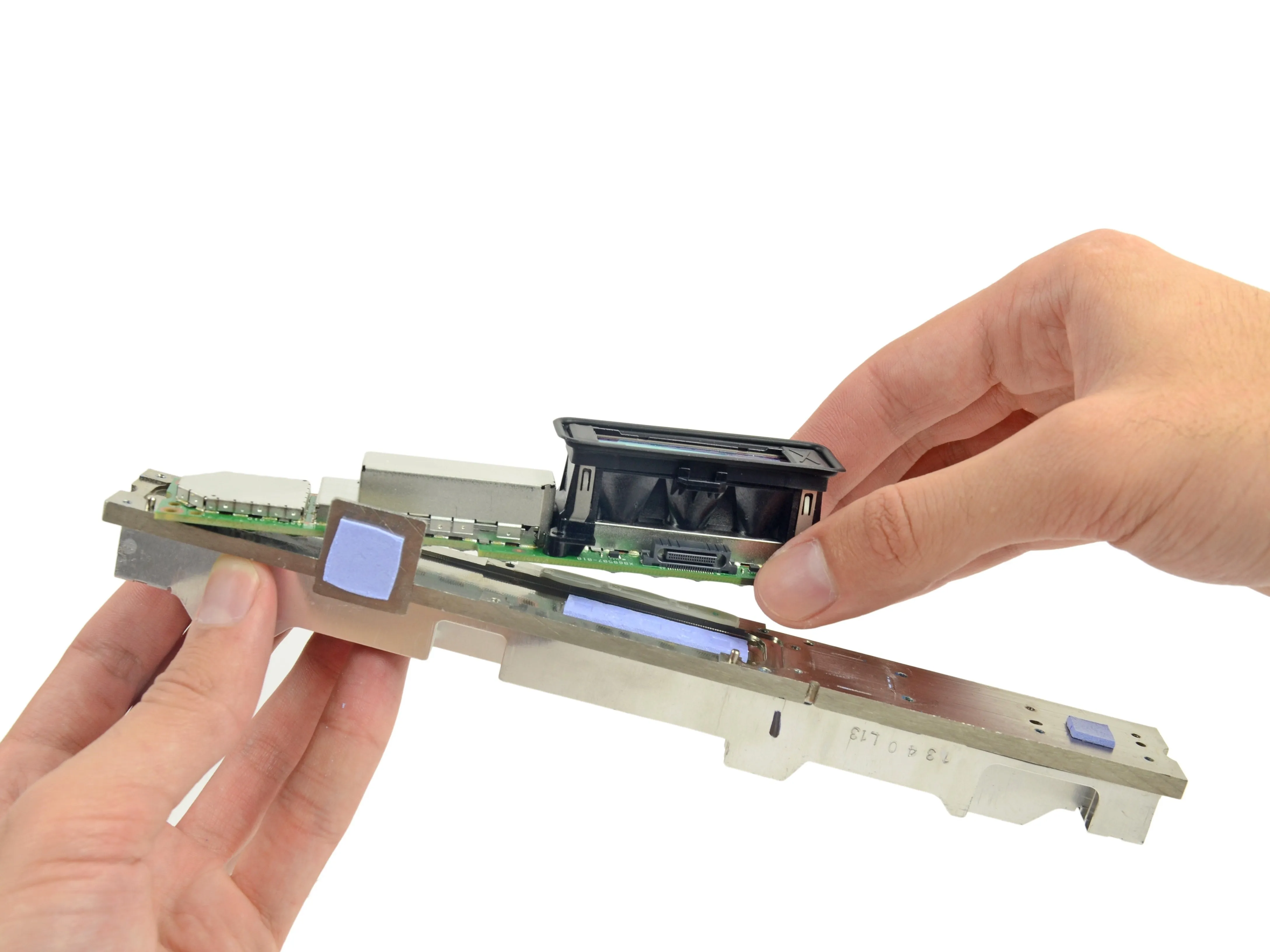 Xbox One Kinect Teardown: шаг 11, изображение 1 из 3